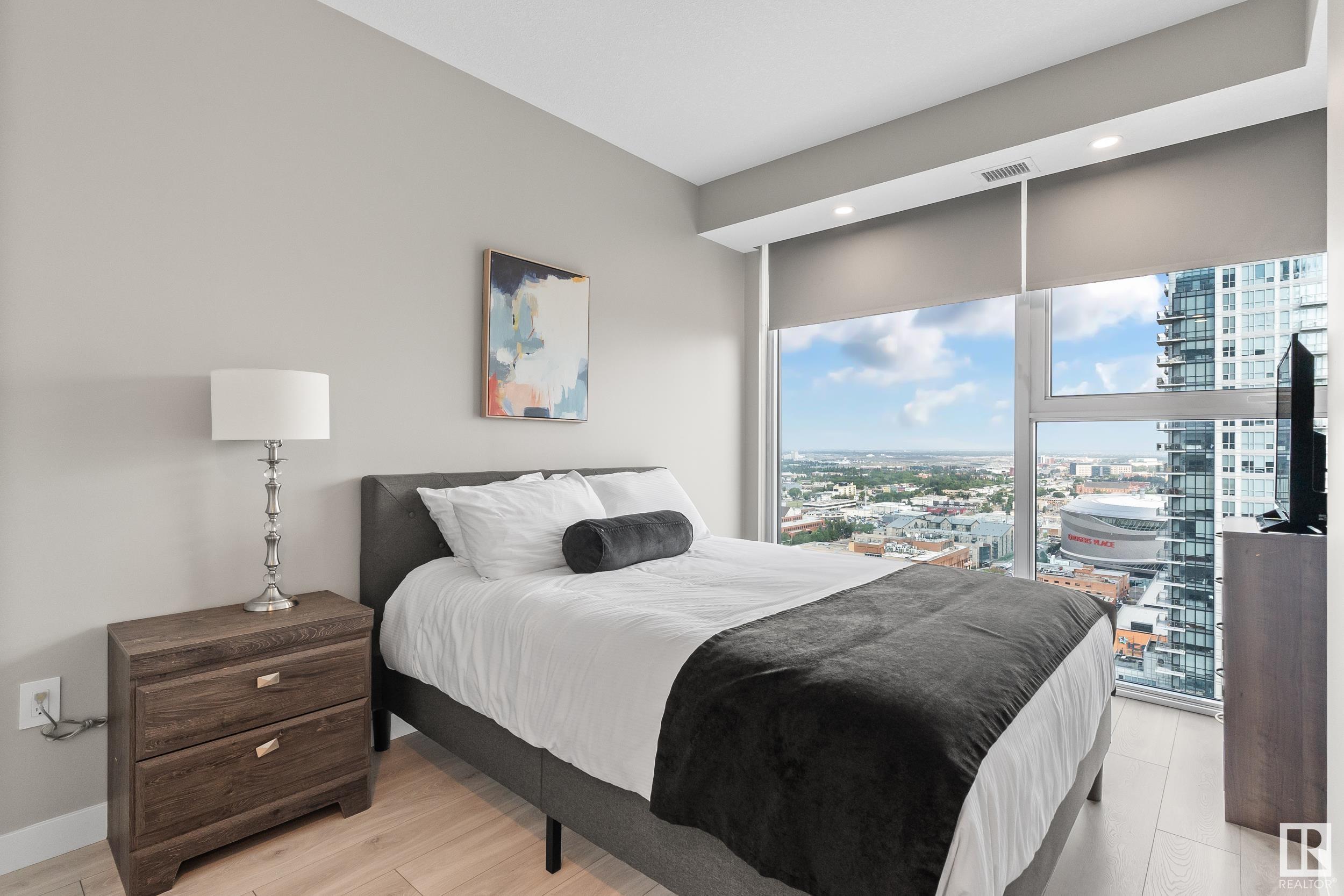      #2303 10180 103 ST NW , Edmonton,  ,T5J 0L1 ;  Listing Number: MLS E4397916