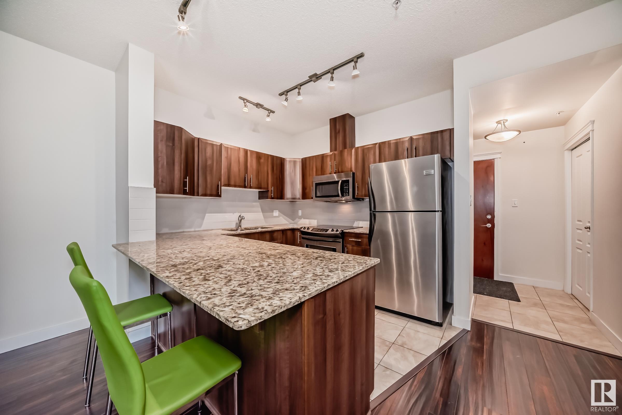      #117 10333 112 ST NW , Edmonton,  ,T5K 0B4 ;  Listing Number: MLS E4399935