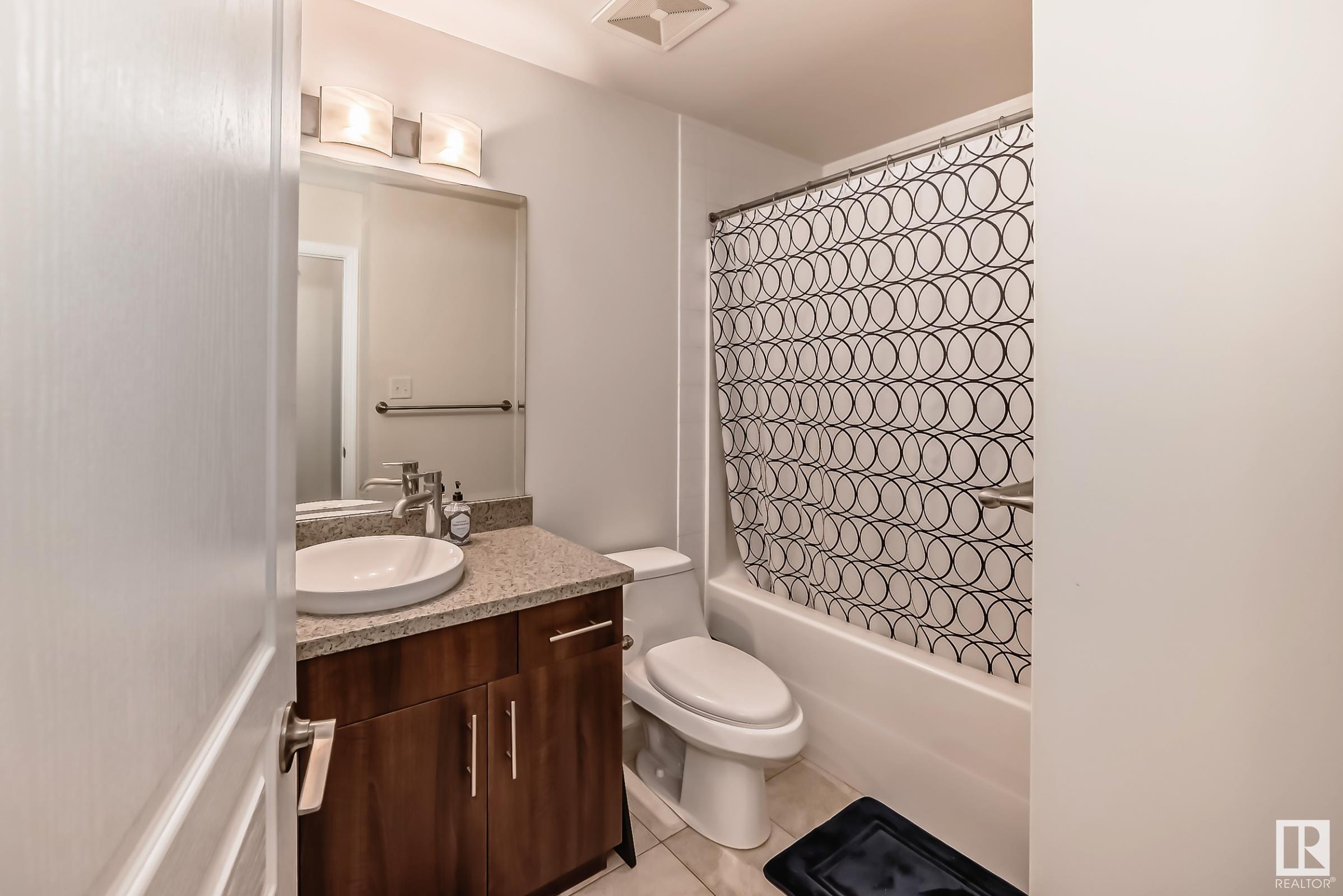      #117 10333 112 ST NW , Edmonton,  ,T5K 0B4 ;  Listing Number: MLS E4399935