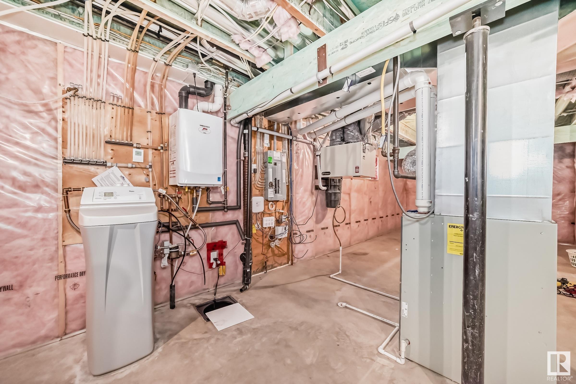      3342 18A AV NW , Edmonton,  ,T6T 0R4 ;  Listing Number: MLS E4399980
