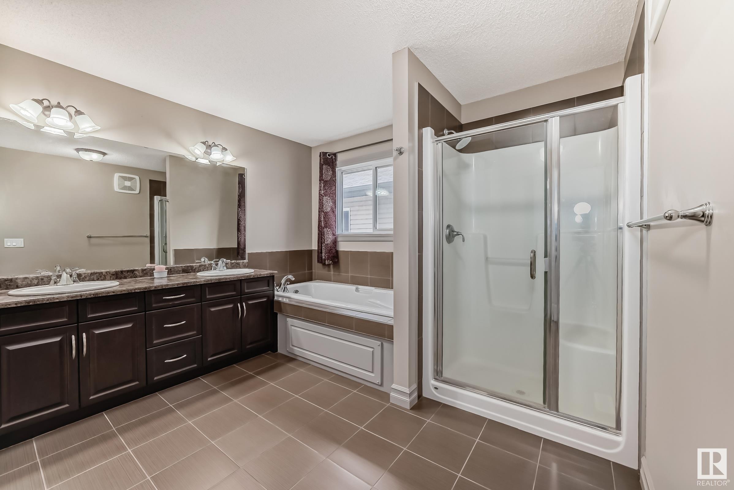      3342 18A AV NW , Edmonton,  ,T6T 0R4 ;  Listing Number: MLS E4399980