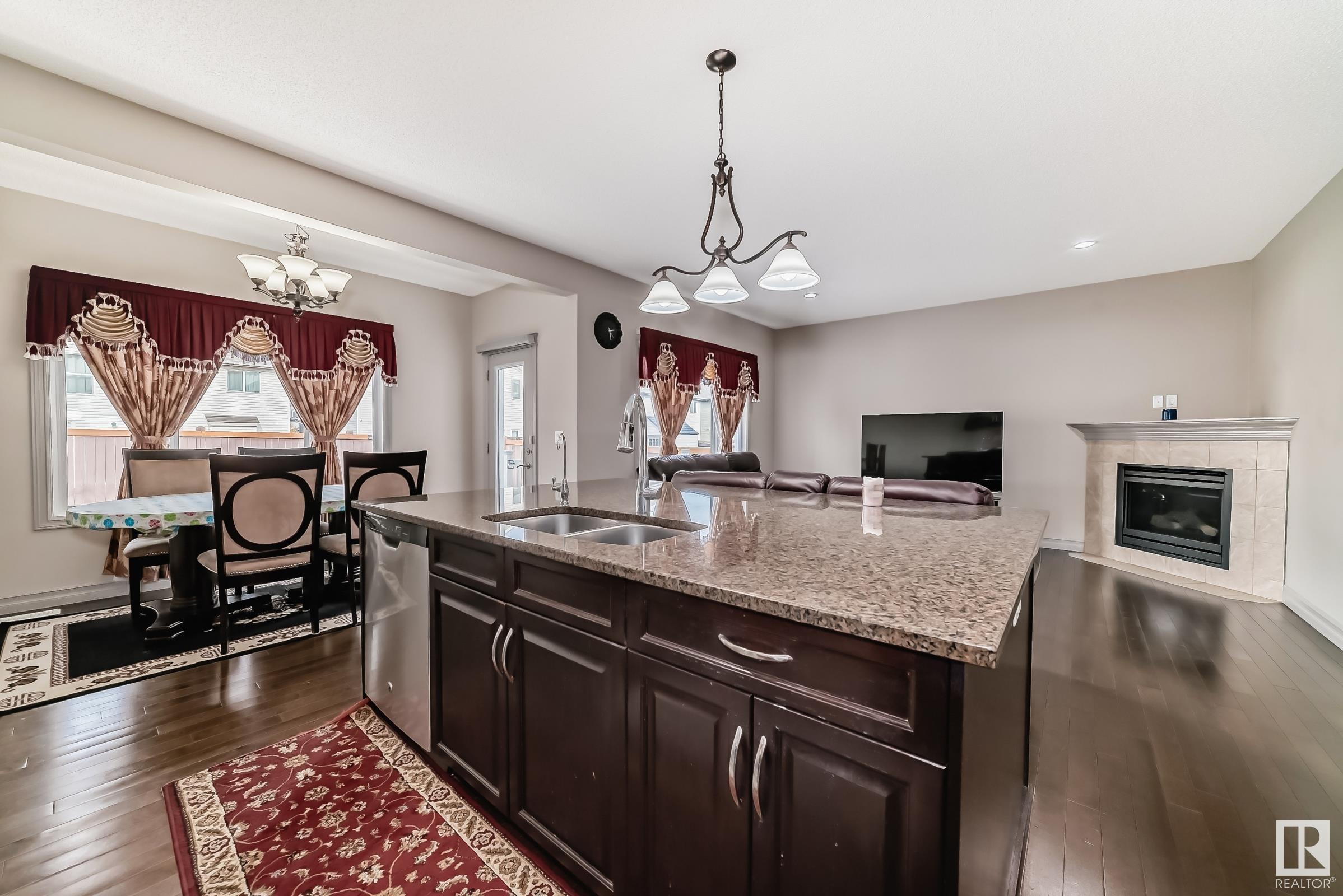      3342 18A AV NW , Edmonton,  ,T6T 0R4 ;  Listing Number: MLS E4399980
