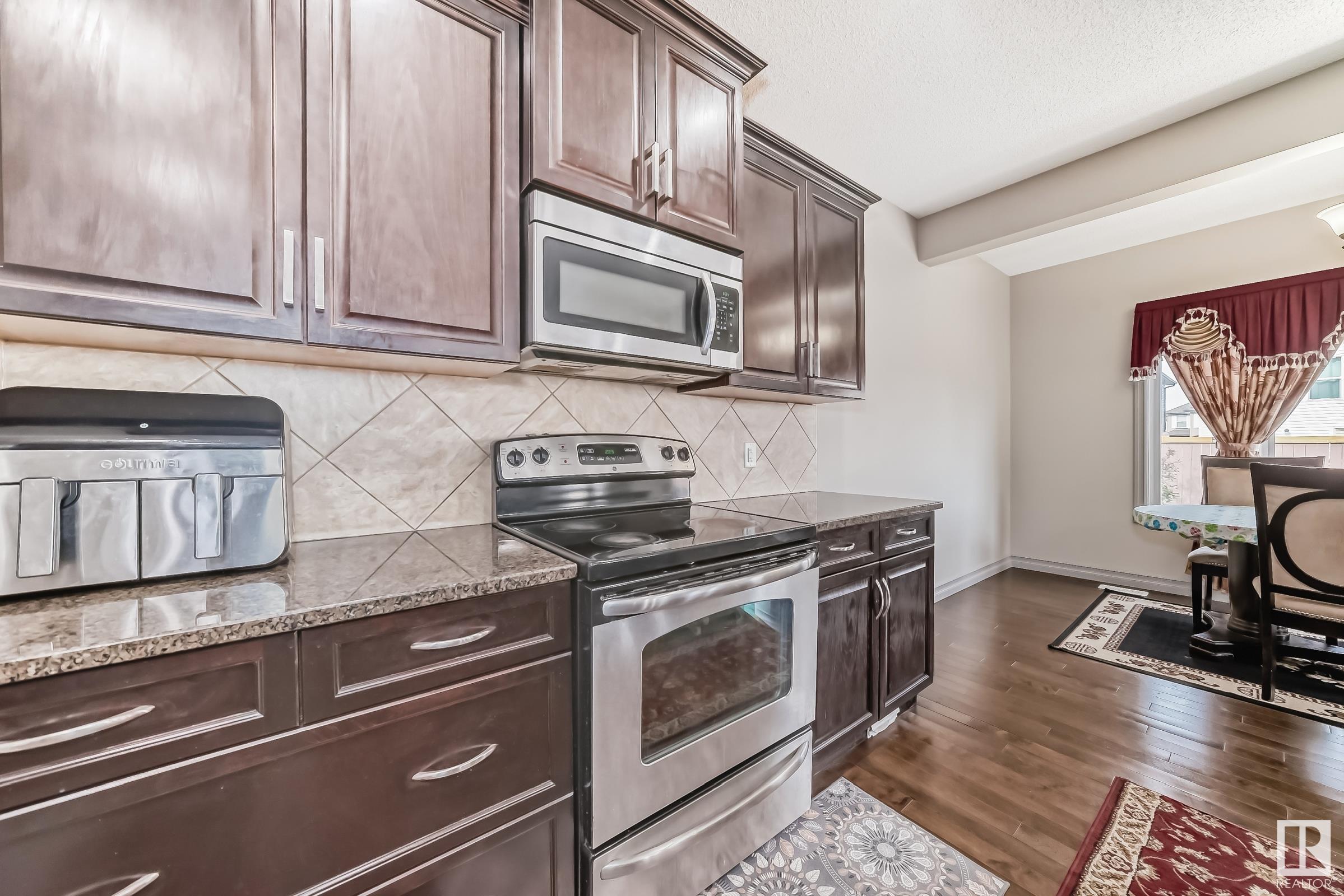      3342 18A AV NW , Edmonton,  ,T6T 0R4 ;  Listing Number: MLS E4399980