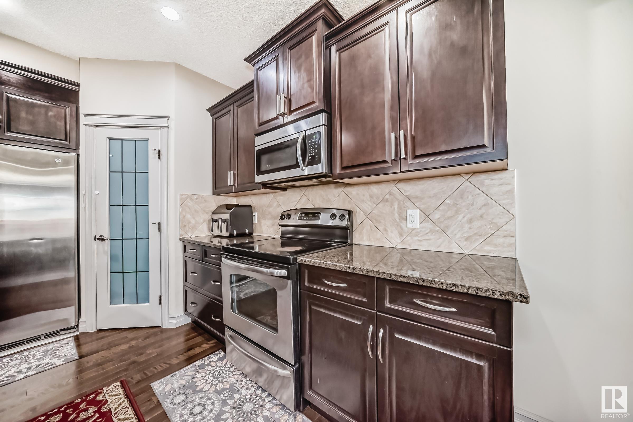      3342 18A AV NW , Edmonton,  ,T6T 0R4 ;  Listing Number: MLS E4399980
