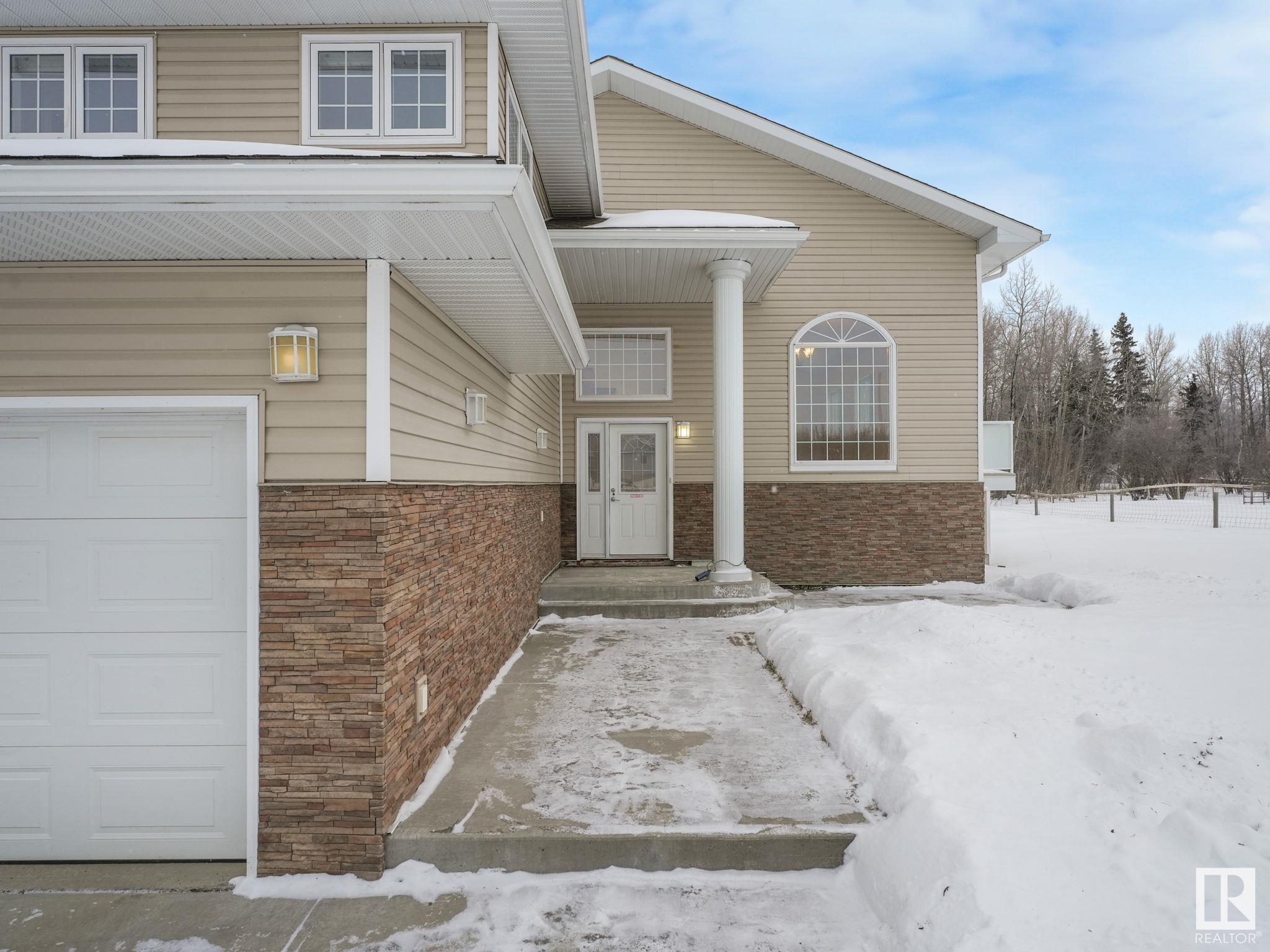      54013 RGE RD 30 , Rural Lac Ste. Anne County,  ,T0E 1V3 ;  Listing Number: MLS E4400917