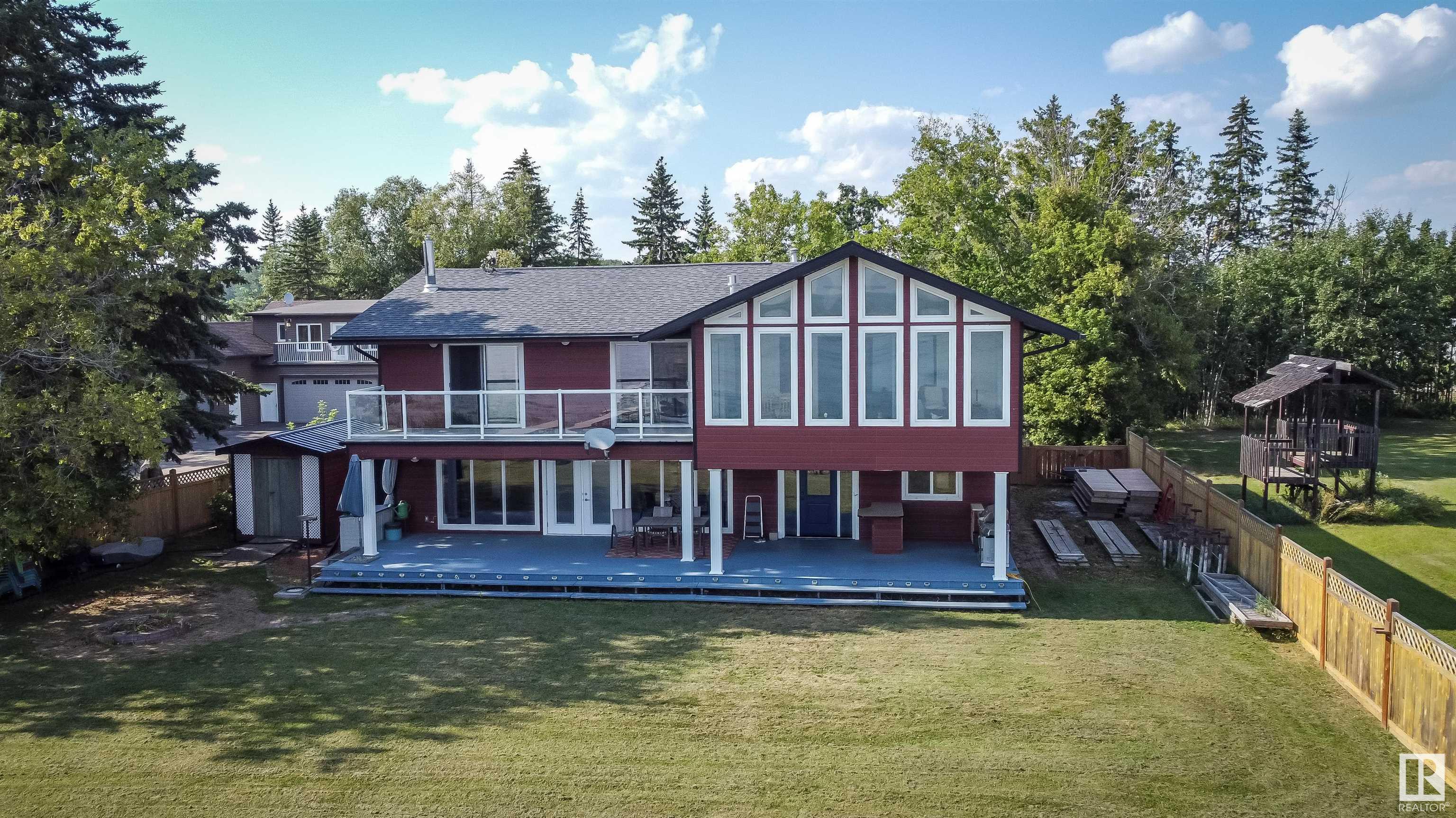     102 Parkins AV , Rural Lac Ste. Anne County,  ,T0E 1A0 ;  Listing Number: MLS E4401424
