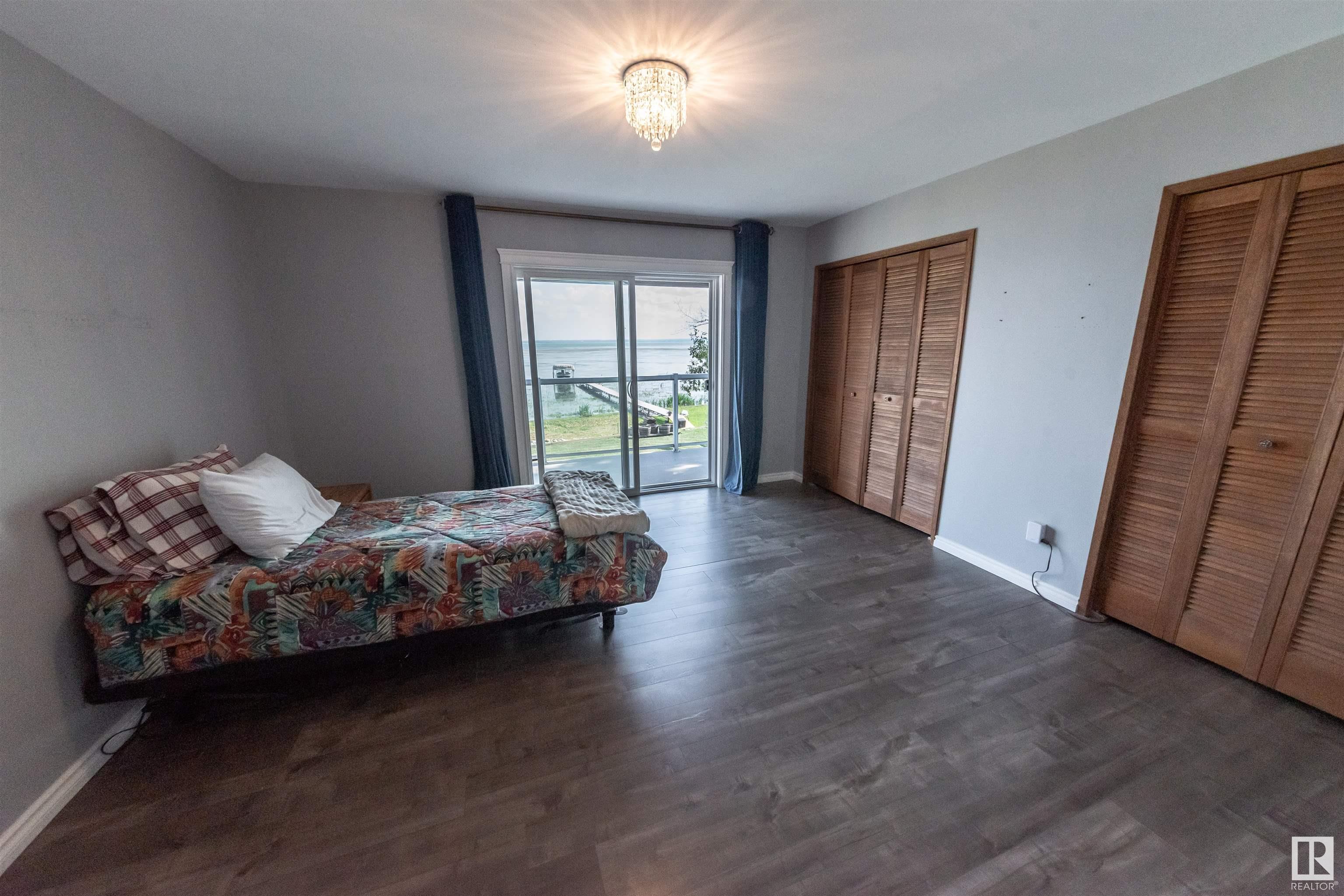      102 Parkins AV , Rural Lac Ste. Anne County,  ,T0E 1A0 ;  Listing Number: MLS E4401424