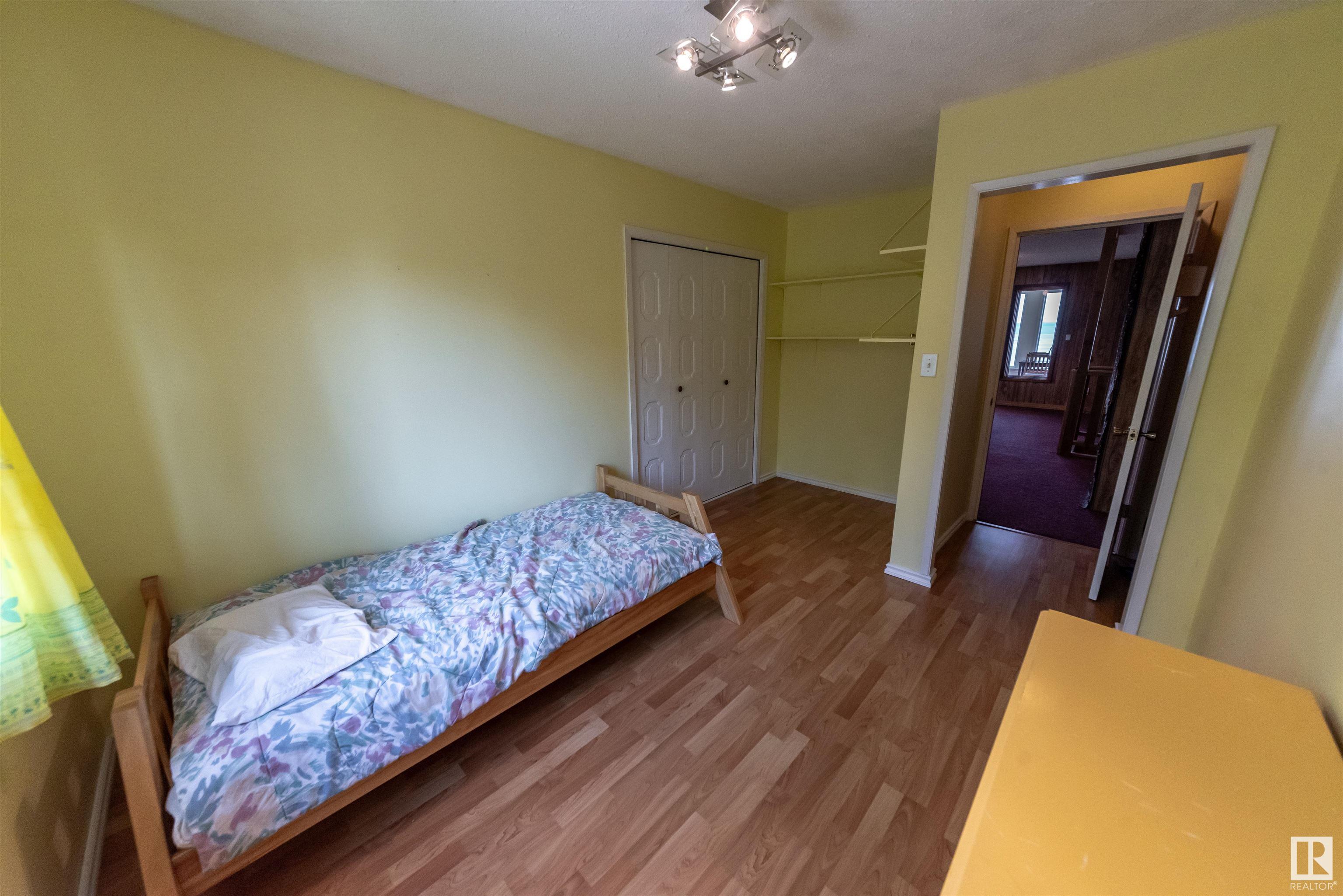      102 Parkins AV , Rural Lac Ste. Anne County,  ,T0E 1A0 ;  Listing Number: MLS E4401424
