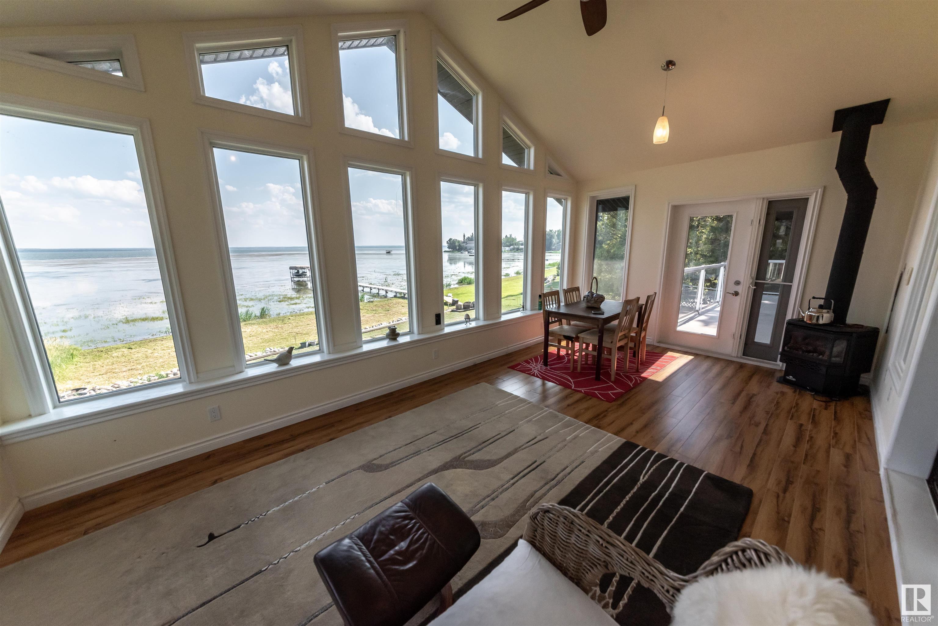      102 Parkins AV , Rural Lac Ste. Anne County,  ,T0E 1A0 ;  Listing Number: MLS E4401424