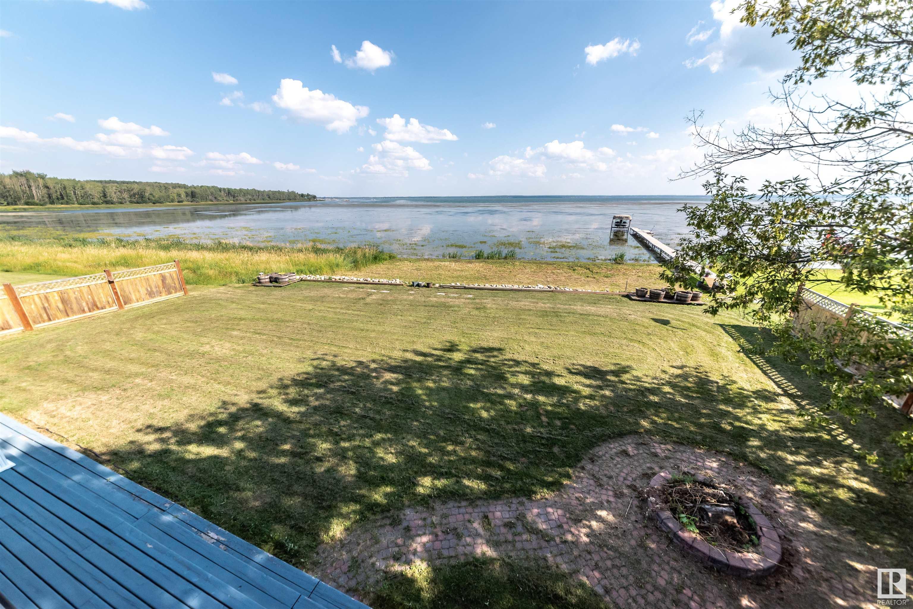      102 Parkins AV , Rural Lac Ste. Anne County,  ,T0E 1A0 ;  Listing Number: MLS E4401424