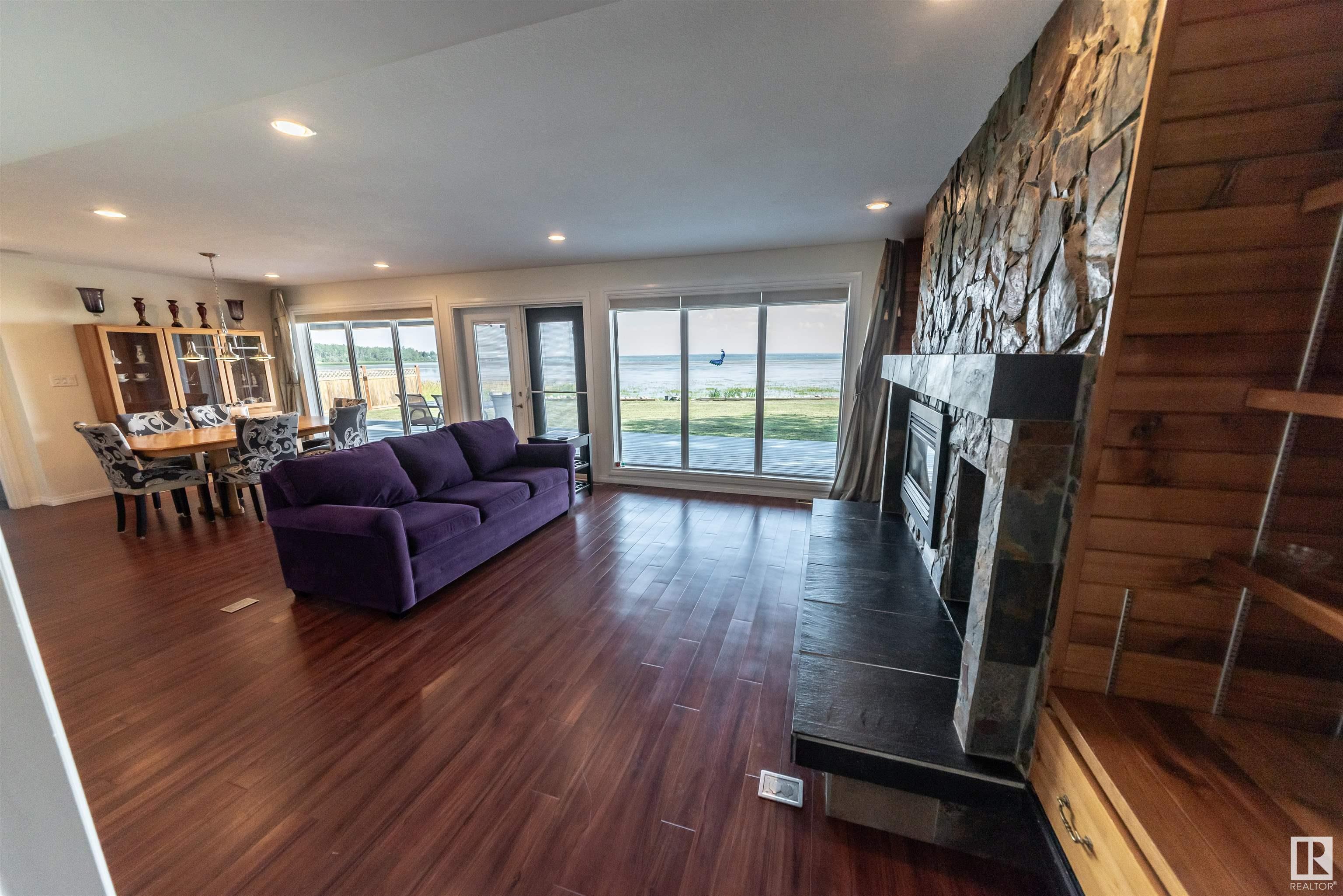      102 Parkins AV , Rural Lac Ste. Anne County,  ,T0E 1A0 ;  Listing Number: MLS E4401424