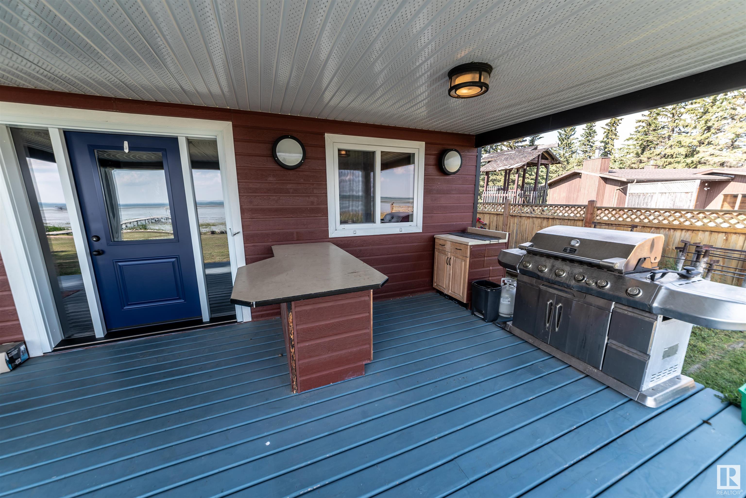      102 Parkins AV , Rural Lac Ste. Anne County,  ,T0E 1A0 ;  Listing Number: MLS E4401424