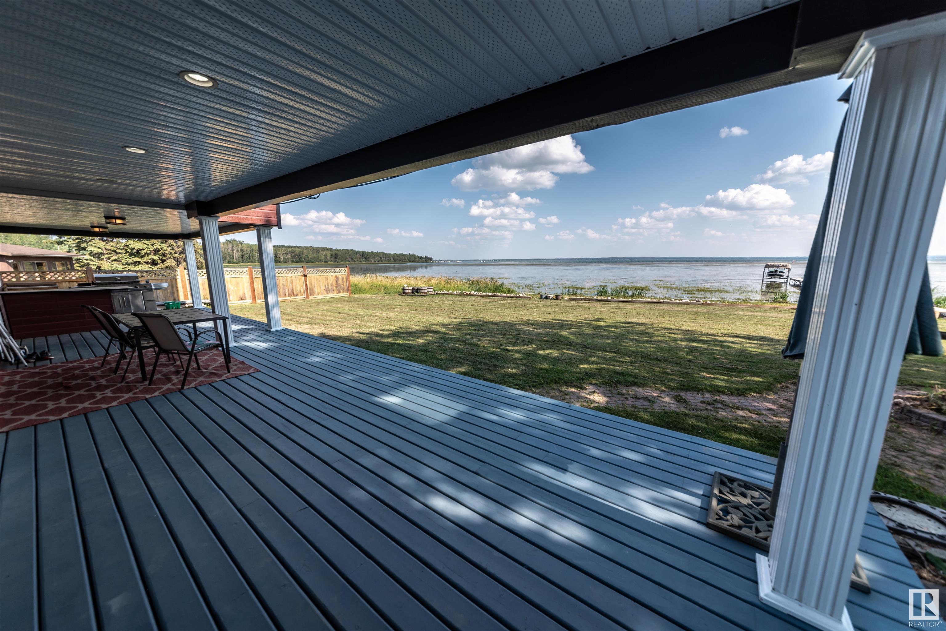      102 Parkins AV , Rural Lac Ste. Anne County,  ,T0E 1A0 ;  Listing Number: MLS E4401424