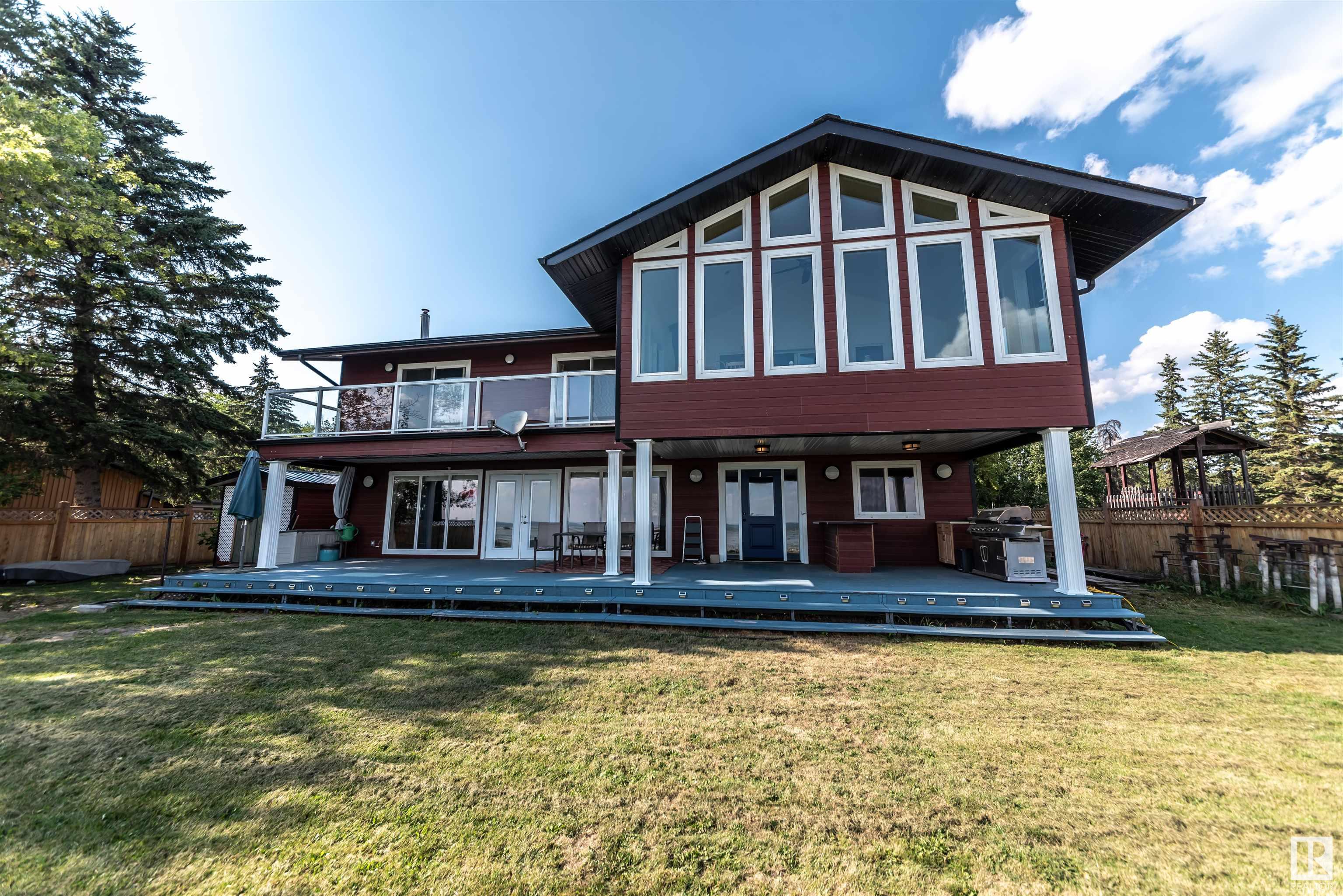      102 Parkins AV , Rural Lac Ste. Anne County,  ,T0E 1A0 ;  Listing Number: MLS E4401424