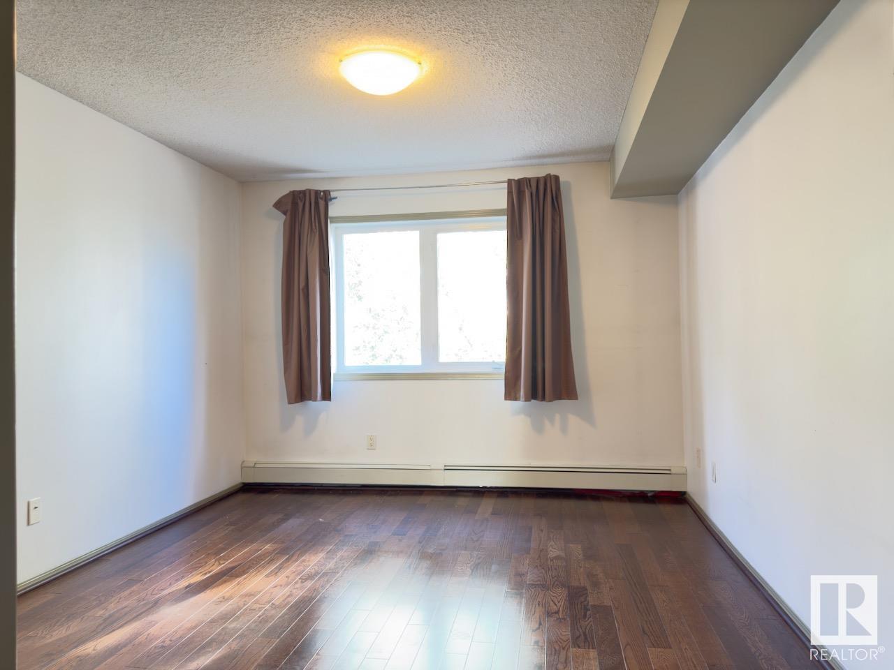      #308 10403 98 AV NW , Edmonton,  ,T5K 2Y5 ;  Listing Number: MLS E4401523