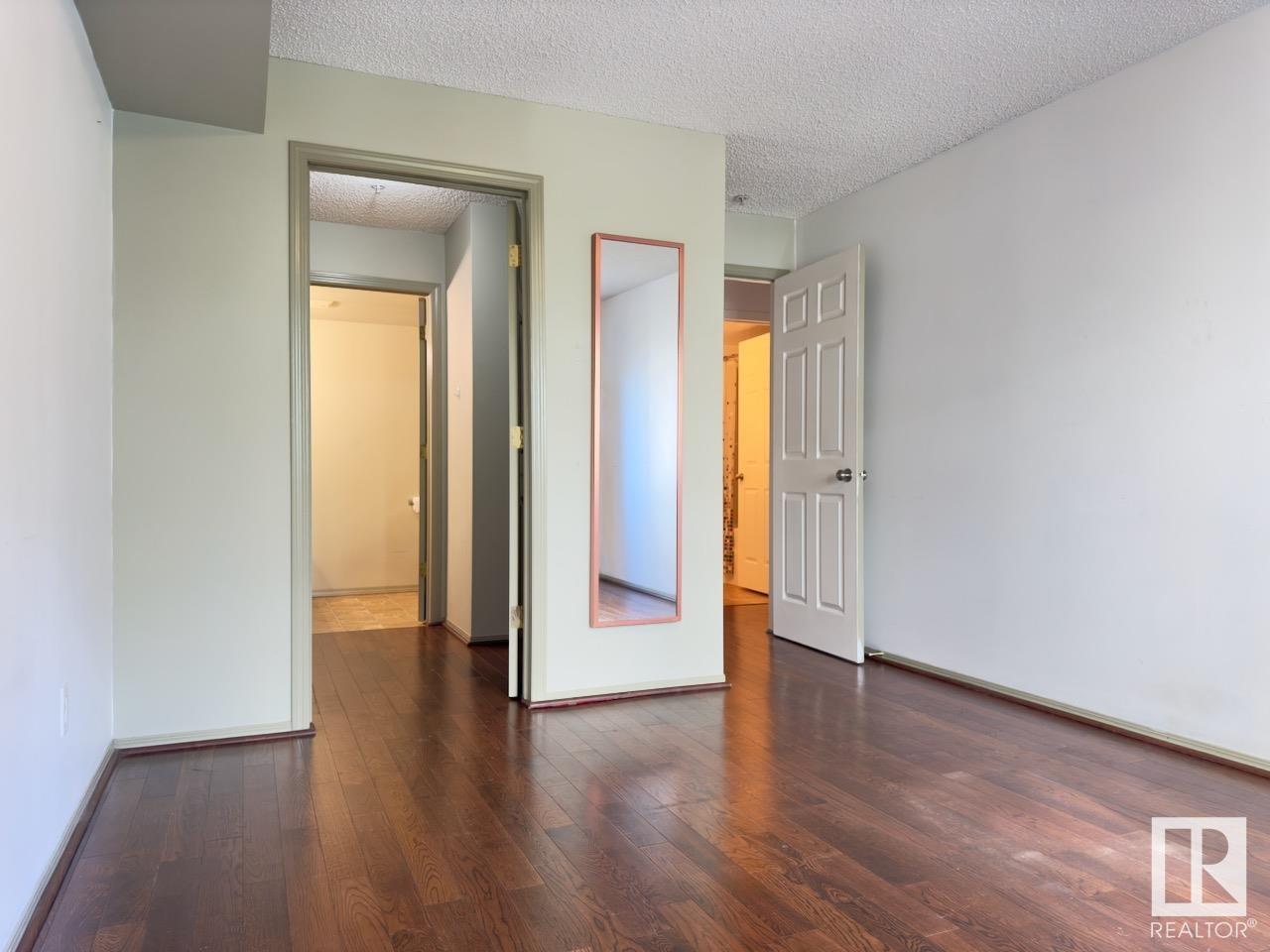      #308 10403 98 AV NW , Edmonton,  ,T5K 2Y5 ;  Listing Number: MLS E4401523