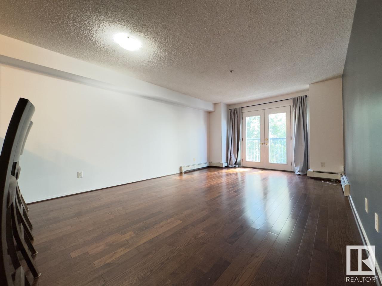      #308 10403 98 AV NW , Edmonton,  ,T5K 2Y5 ;  Listing Number: MLS E4401523