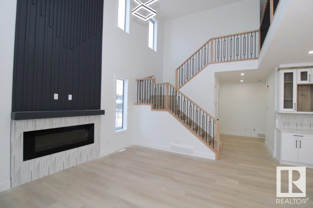      17128 2 ST NW , Edmonton,  ,T5Y 4G5 ;  Listing Number: MLS E4401934