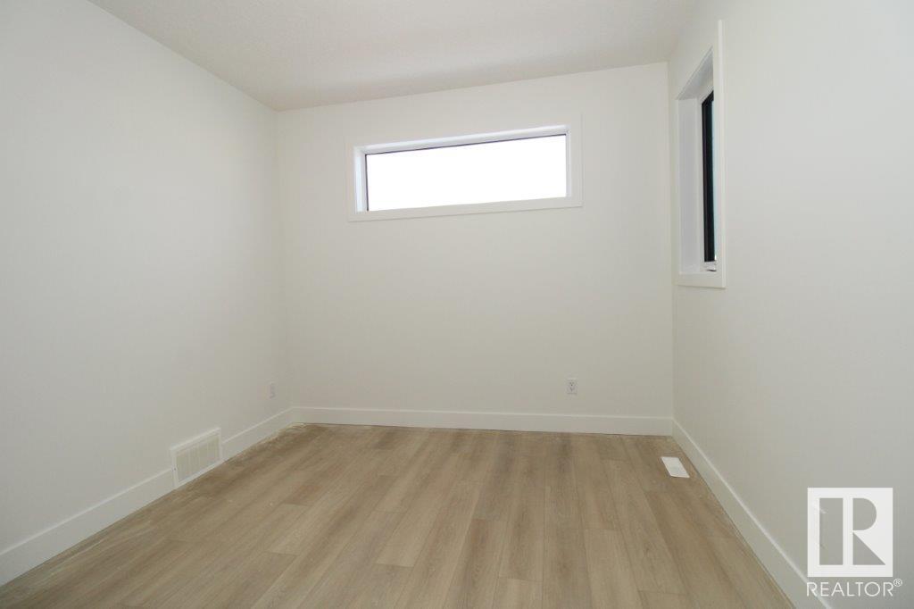      17128 2 ST NW , Edmonton,  ,T5Y 4G5 ;  Listing Number: MLS E4401934