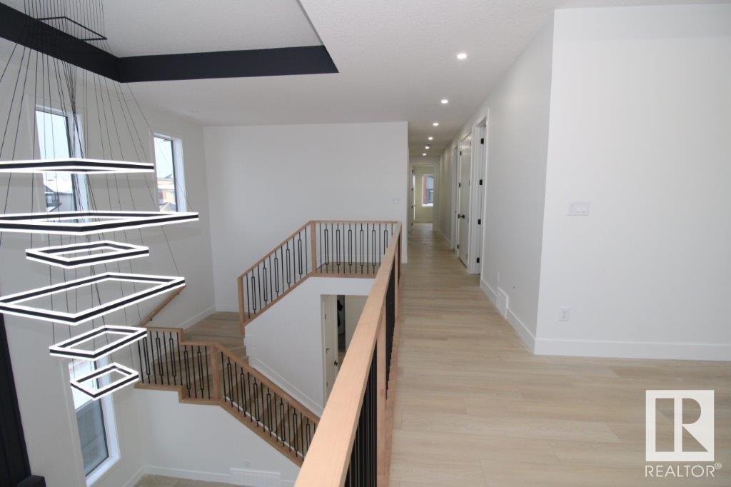      17128 2 ST NW , Edmonton,  ,T5Y 4G5 ;  Listing Number: MLS E4401934