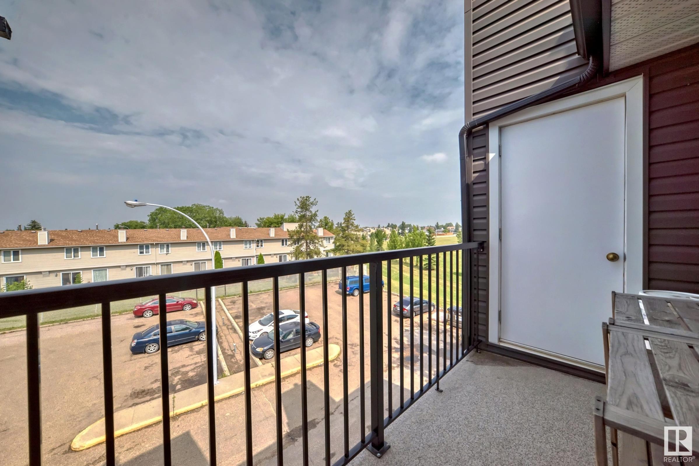      #312 12416 161 AV NW , Edmonton,  ,T5X 4W6 ;  Listing Number: MLS E4403220
