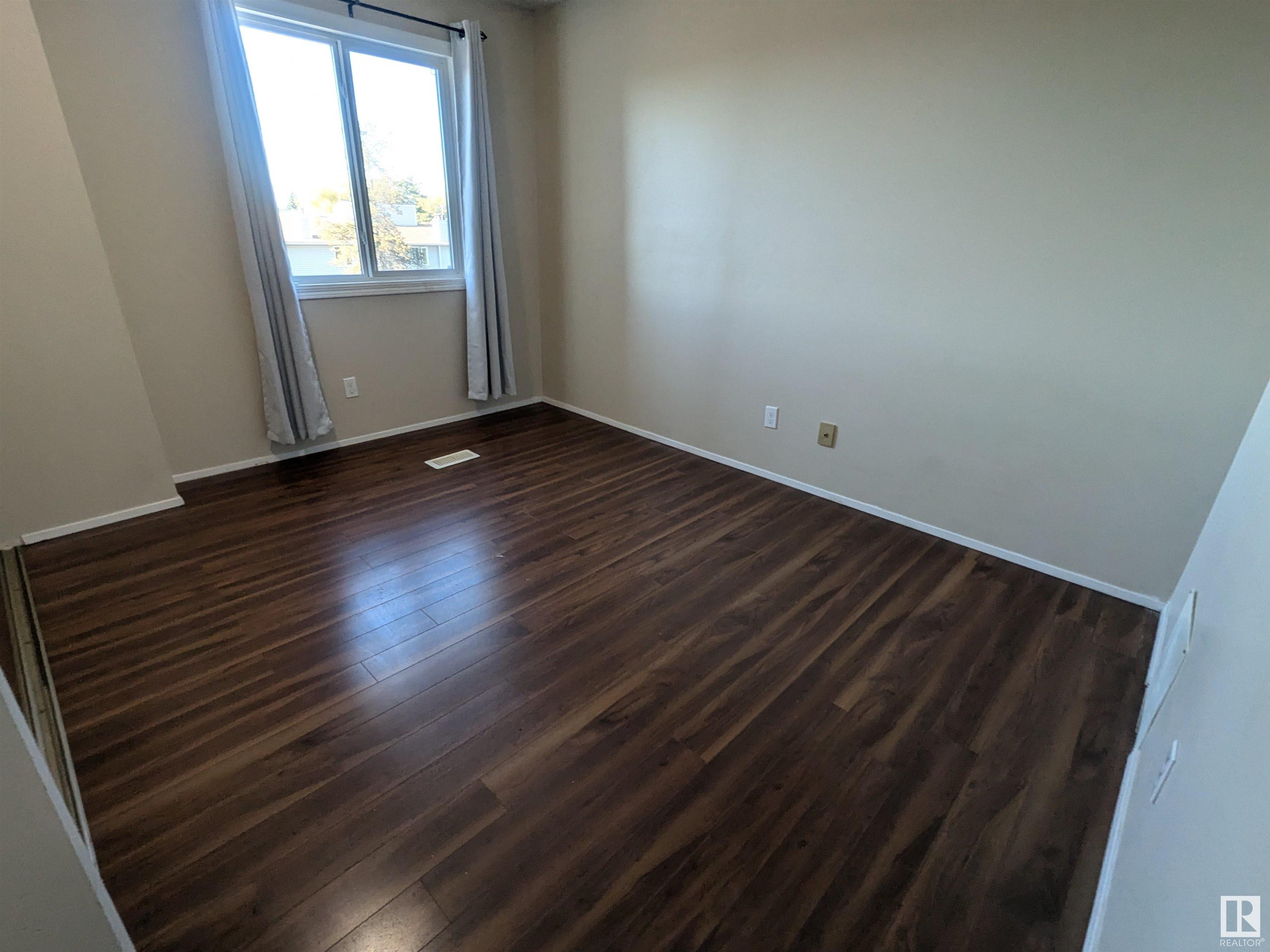      #312 12416 161 AV NW , Edmonton,  ,T5X 4W6 ;  Listing Number: MLS E4403220