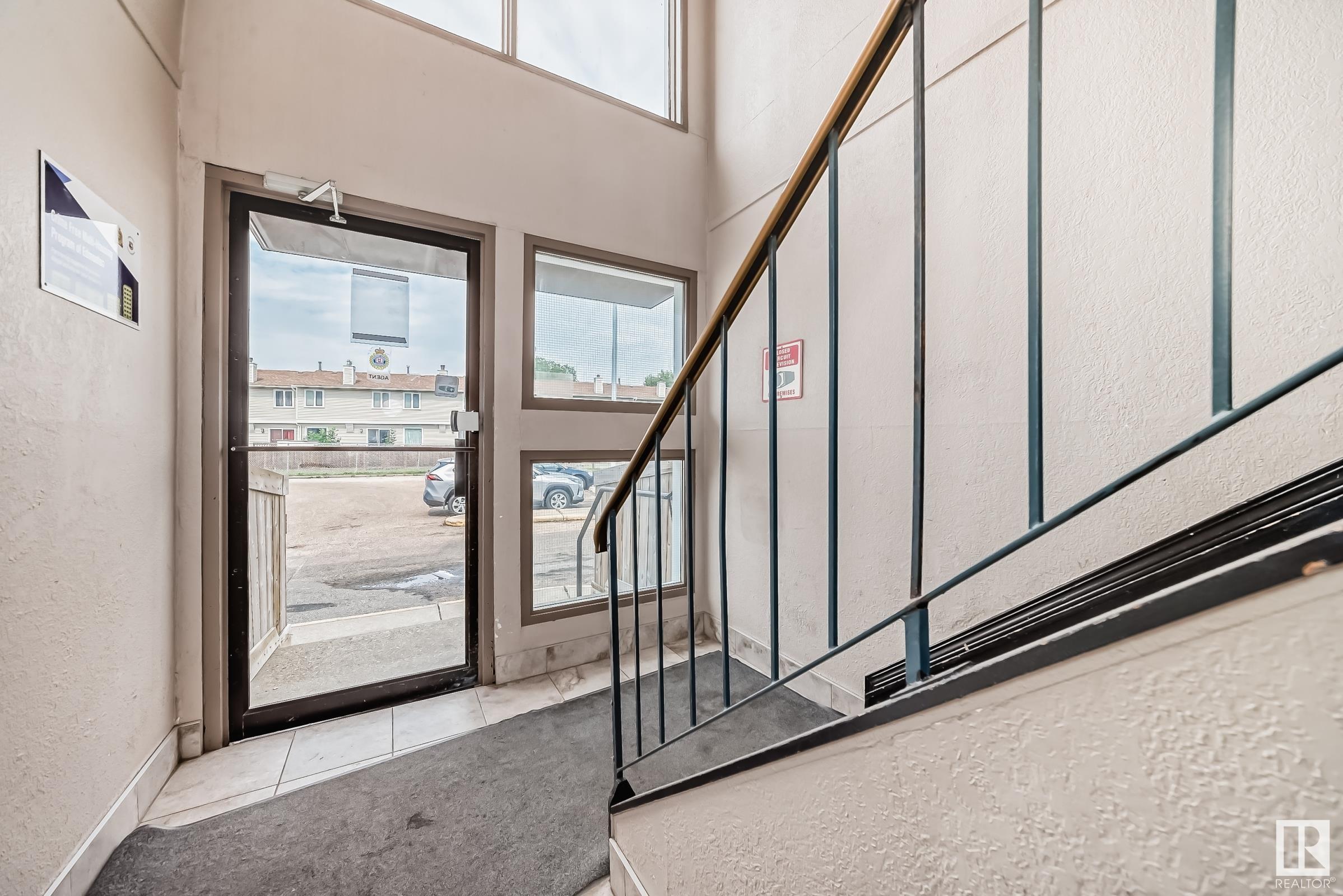      #312 12416 161 AV NW , Edmonton,  ,T5X 4W6 ;  Listing Number: MLS E4403220