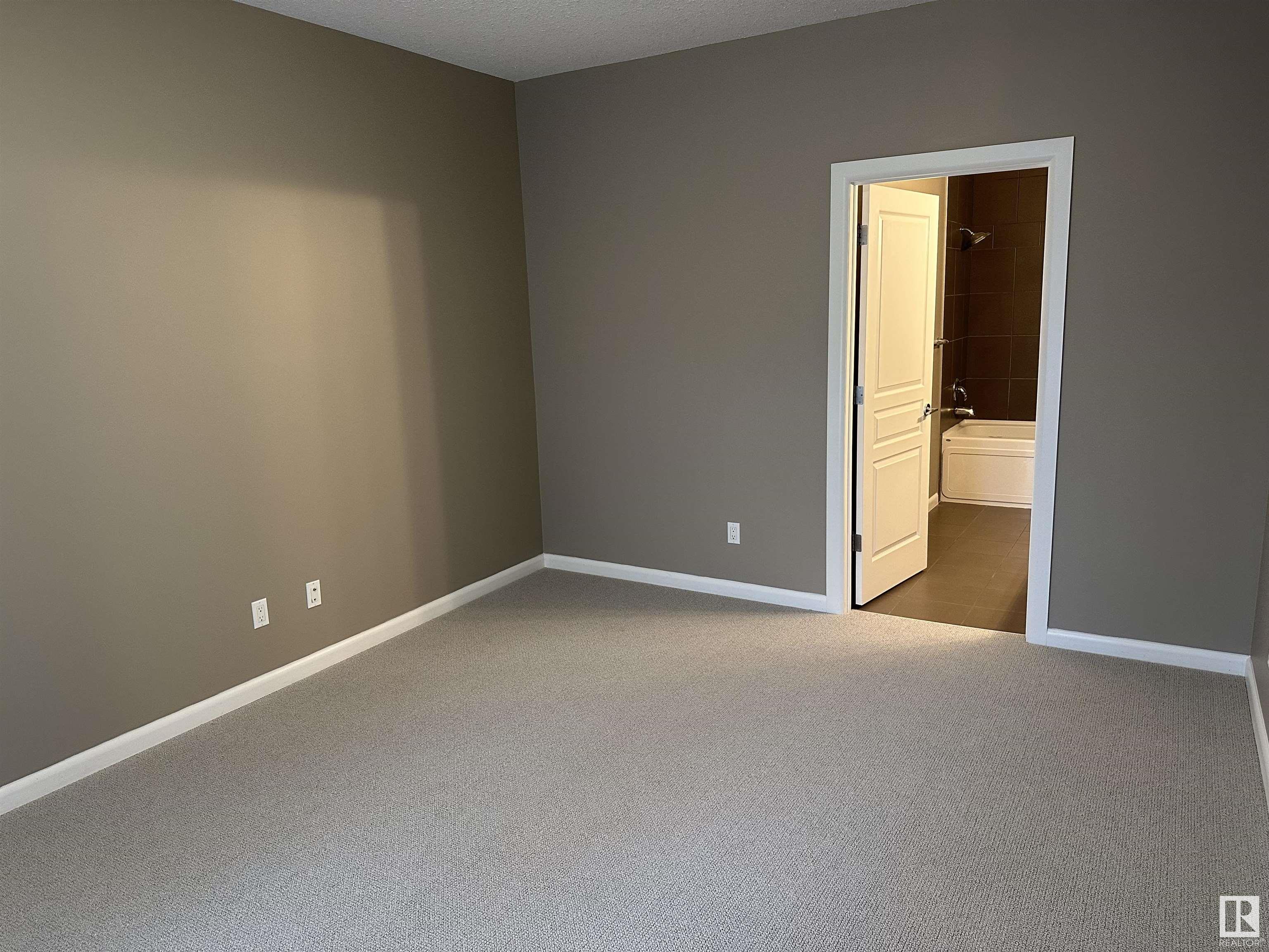      #111 160 MAGRATH RD NW NW , Edmonton,  ,T6R 3T7 ;  Listing Number: MLS E4404313