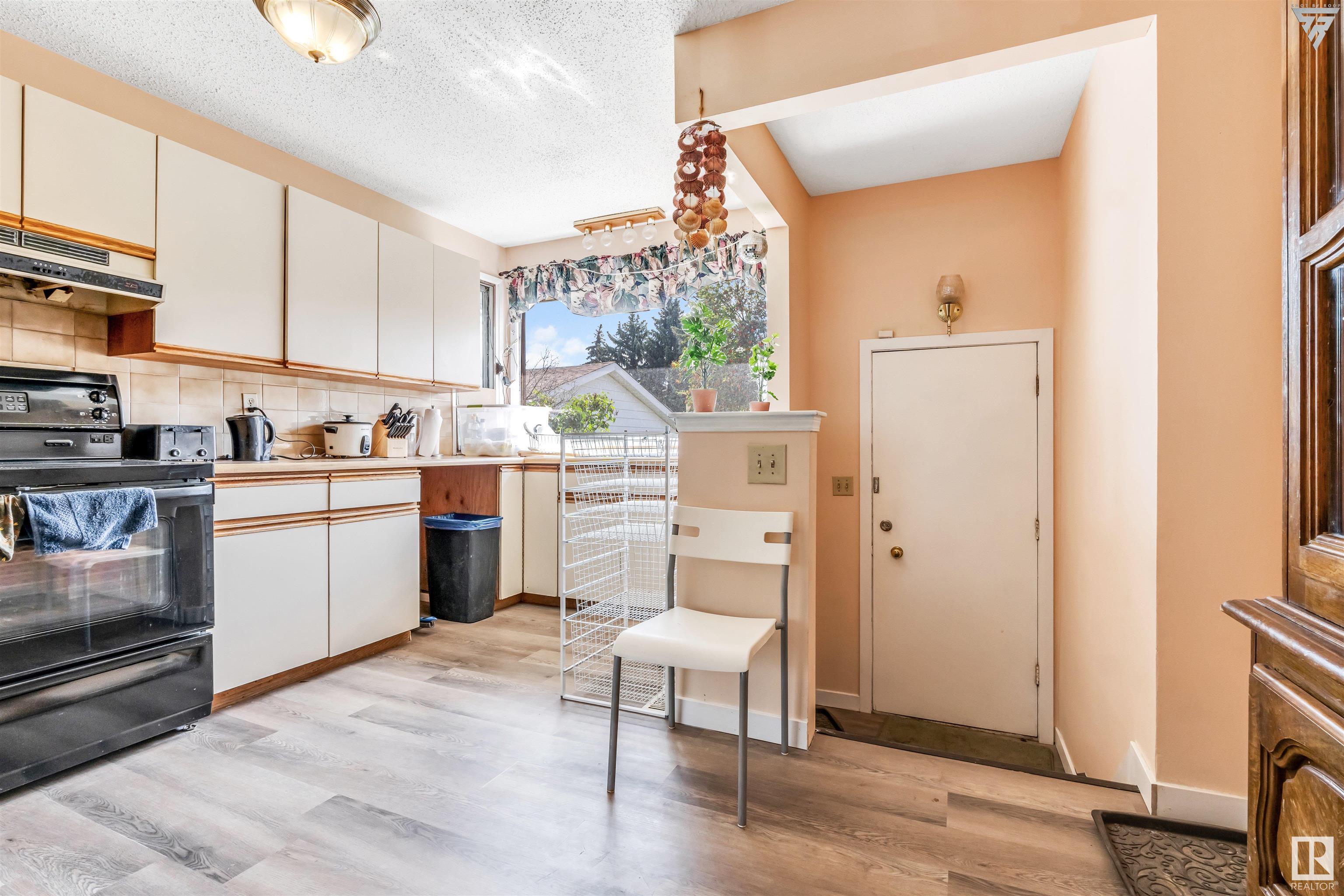      11731 145 AV NW NW , Edmonton,  ,T5X 1M2 ;  Listing Number: MLS E4404749