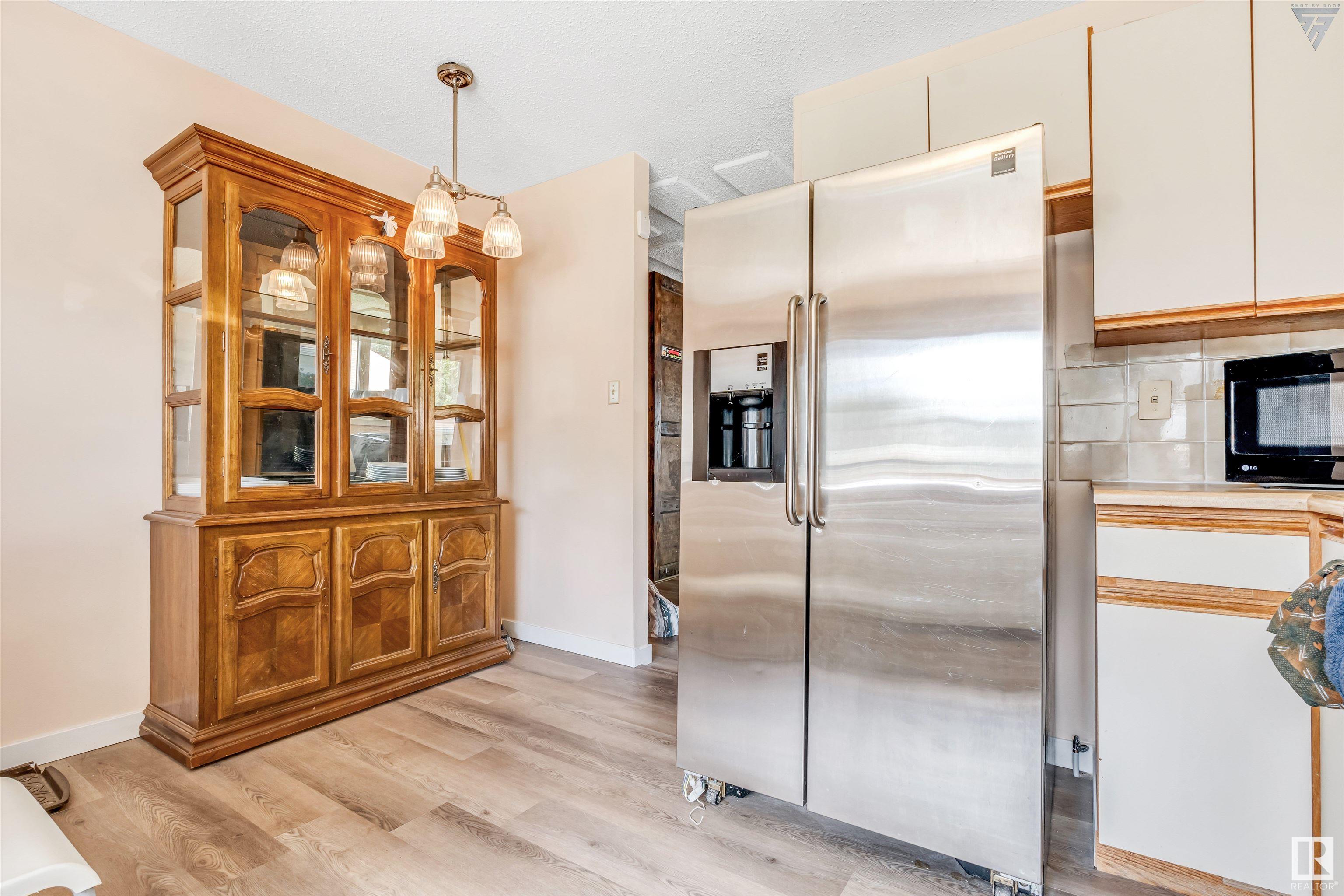      11731 145 AV NW NW , Edmonton,  ,T5X 1M2 ;  Listing Number: MLS E4404749