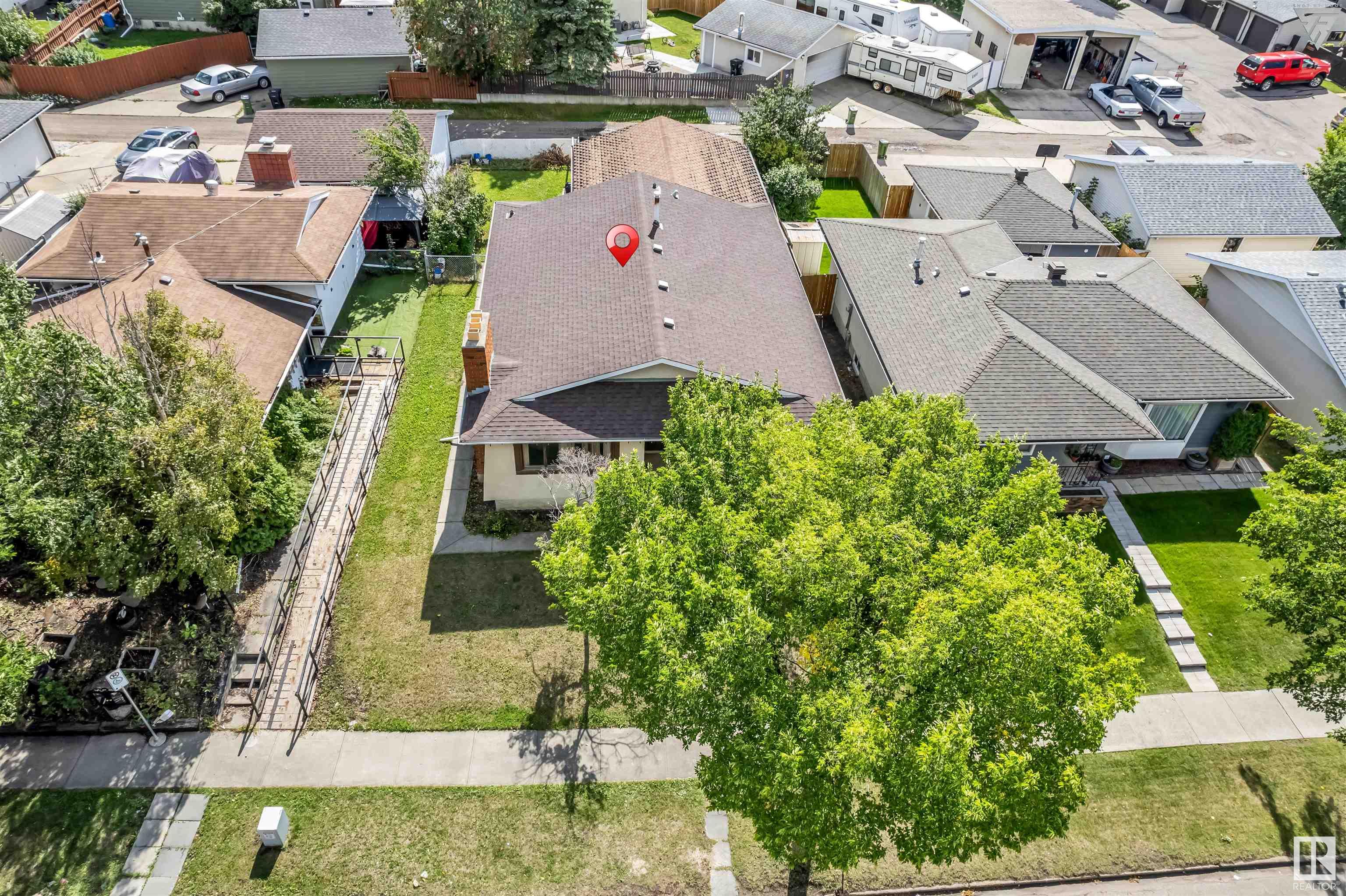     11731 145 AV NW NW , Edmonton,  ,T5X 1M2 ;  Listing Number: MLS E4404749
