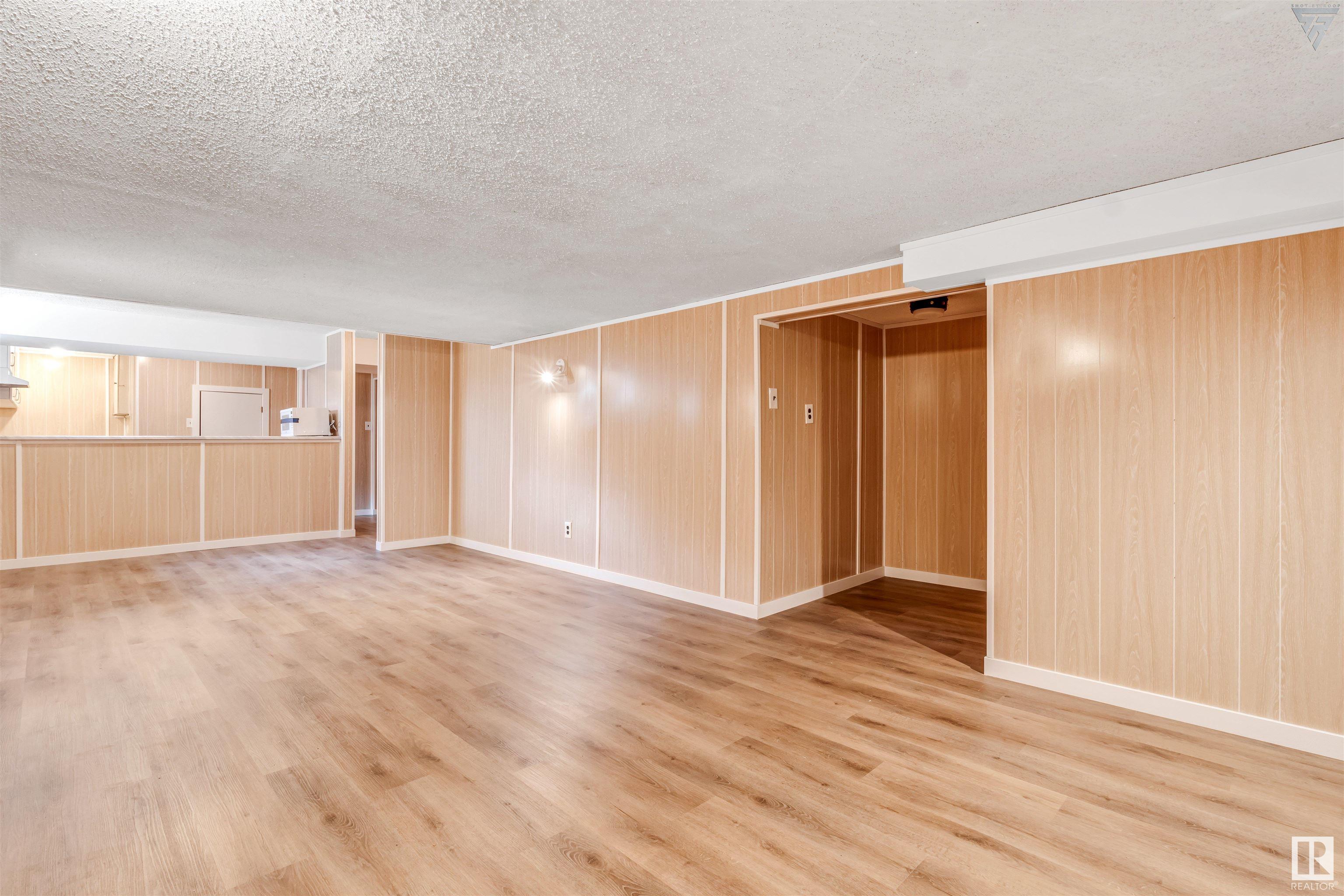      11731 145 AV NW NW , Edmonton,  ,T5X 1M2 ;  Listing Number: MLS E4404749