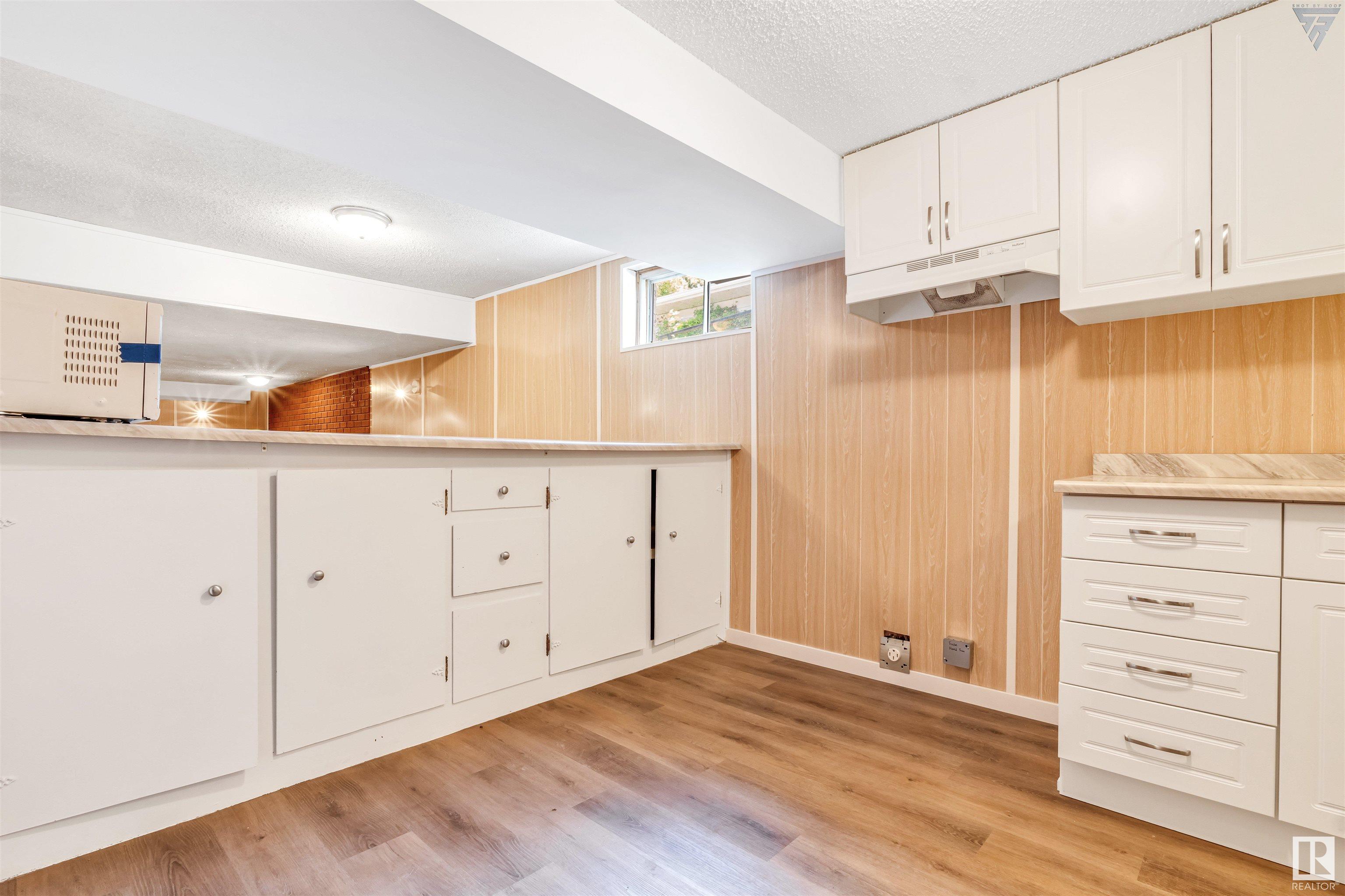      11731 145 AV NW NW , Edmonton,  ,T5X 1M2 ;  Listing Number: MLS E4404749