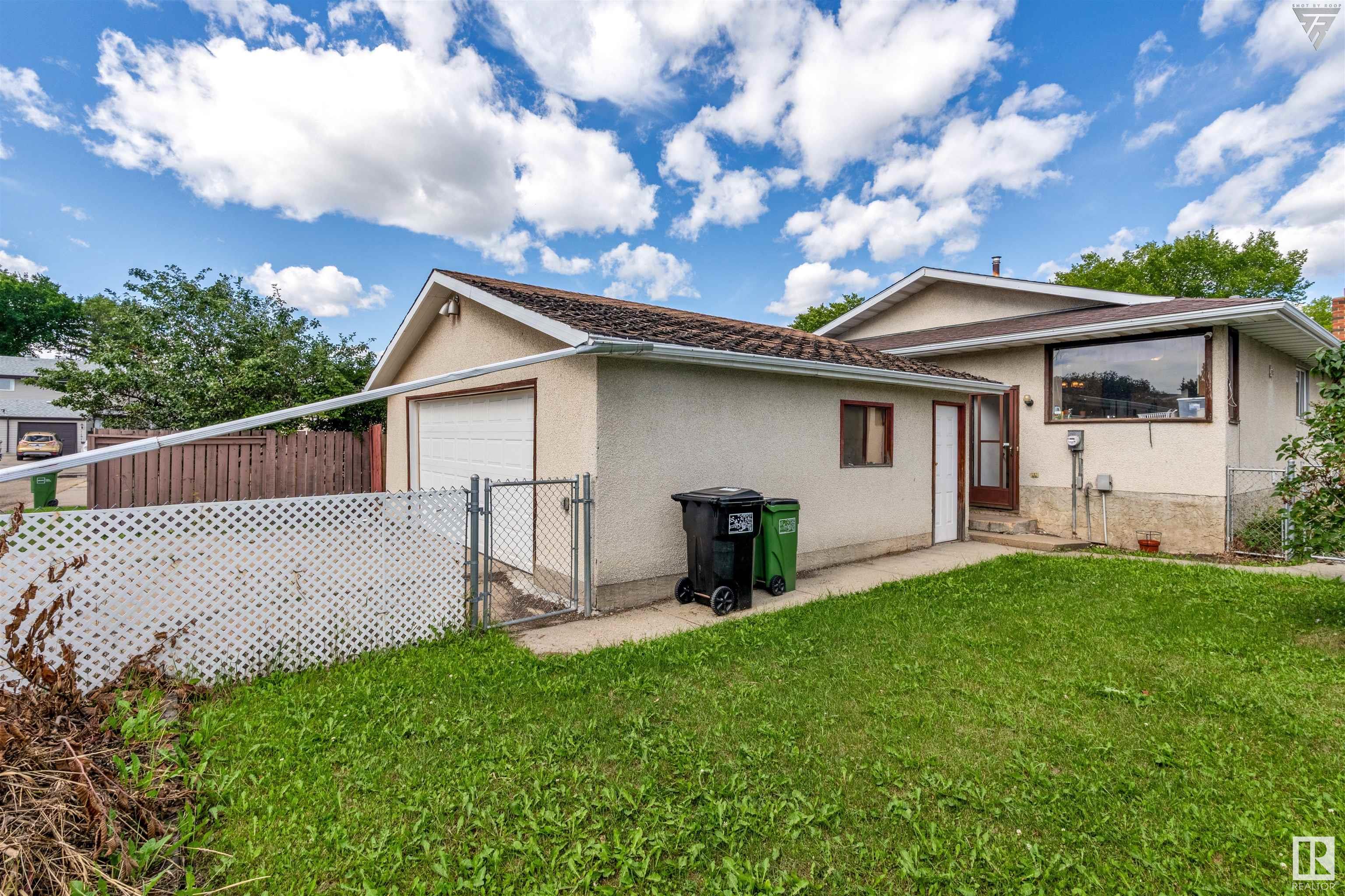      11731 145 AV NW NW , Edmonton,  ,T5X 1M2 ;  Listing Number: MLS E4404749