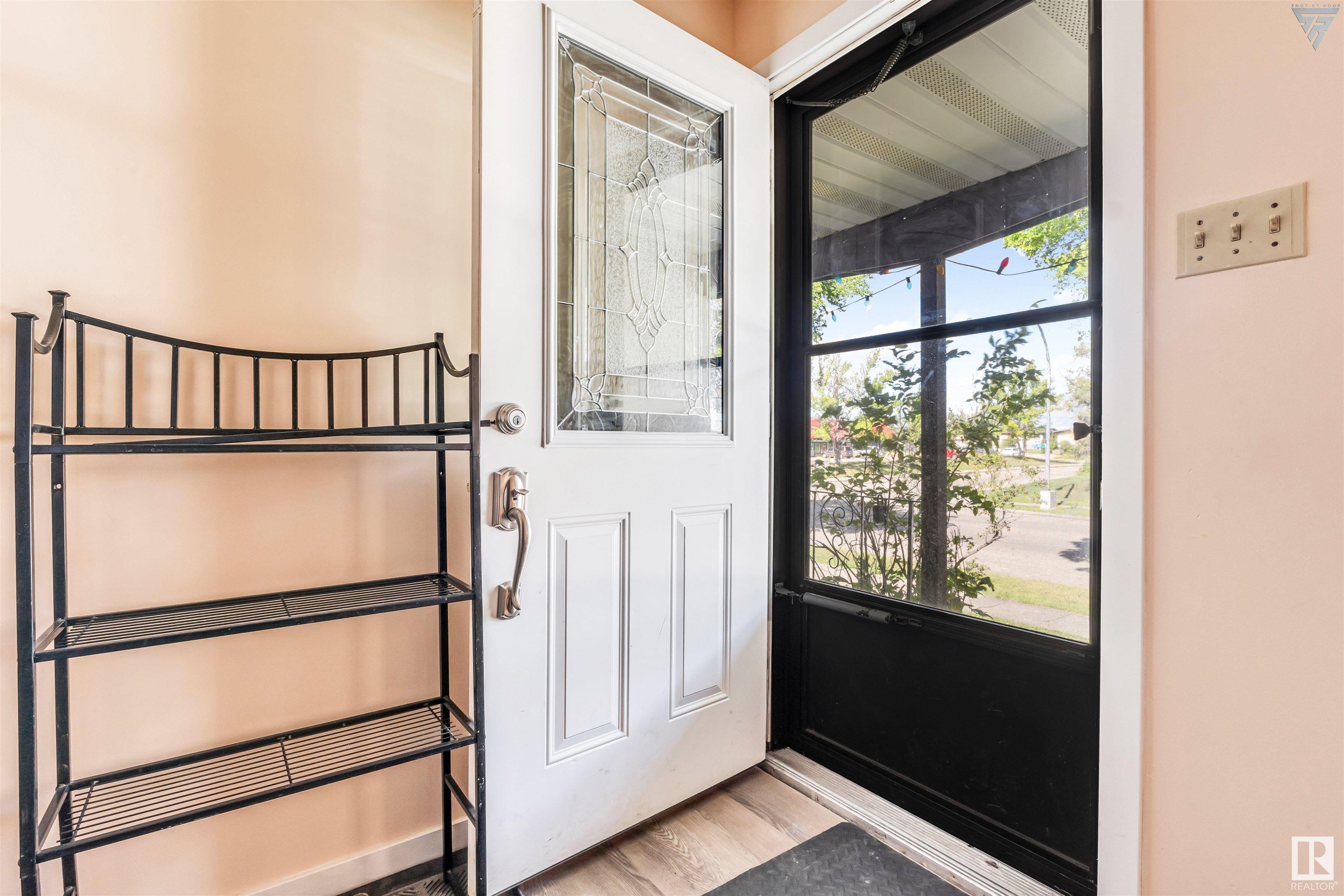      11731 145 AV NW NW , Edmonton,  ,T5X 1M2 ;  Listing Number: MLS E4404749