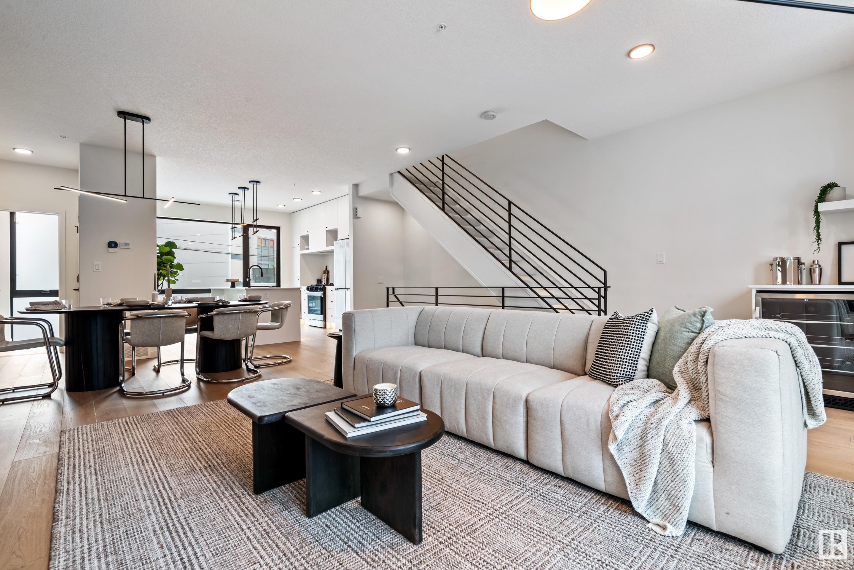      10339 WADHURST RD NW , Edmonton,  ,T5N 1T1 ;  Listing Number: MLS E4405679