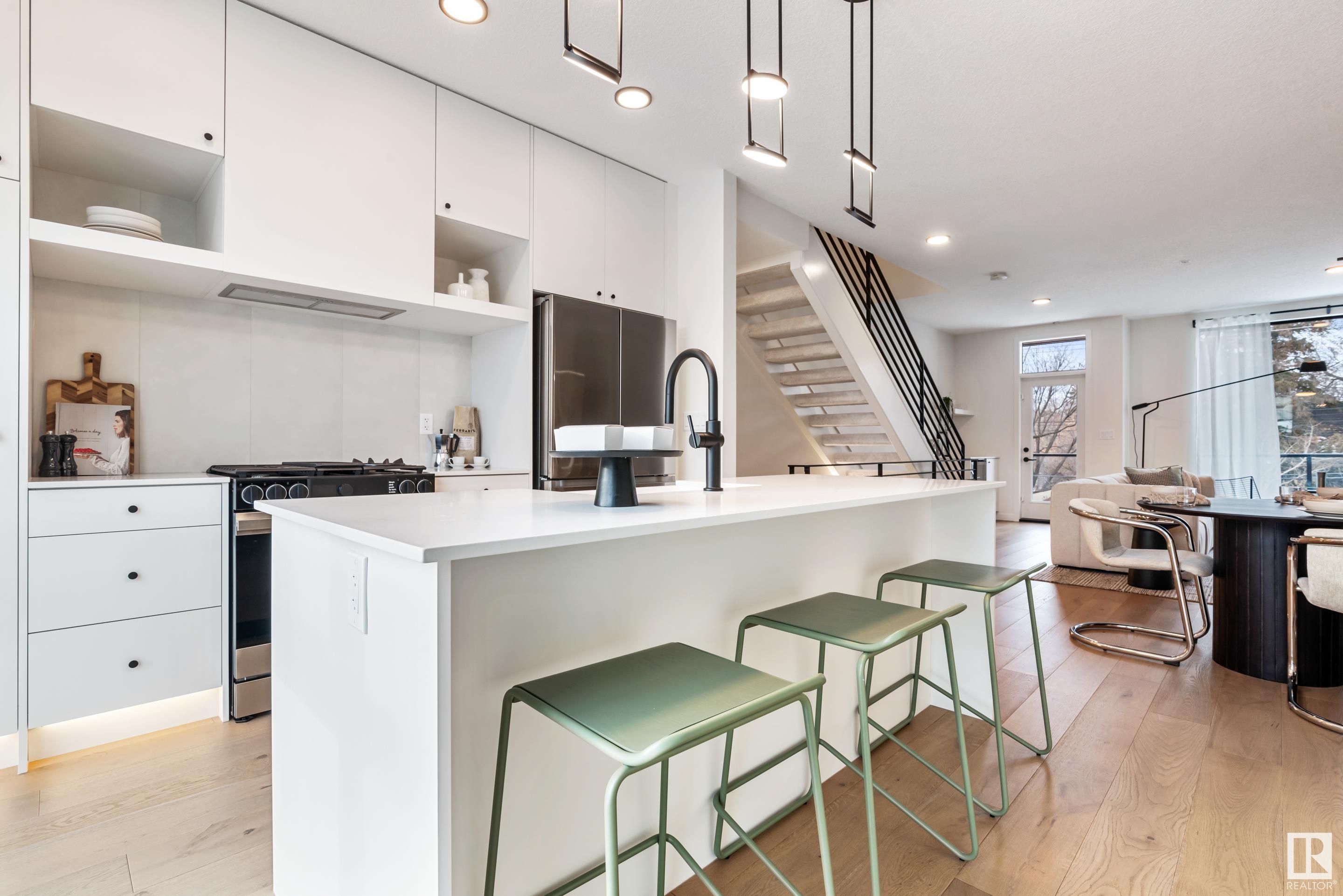      10339 WADHURST RD NW , Edmonton,  ,T5N 1T1 ;  Listing Number: MLS E4405679