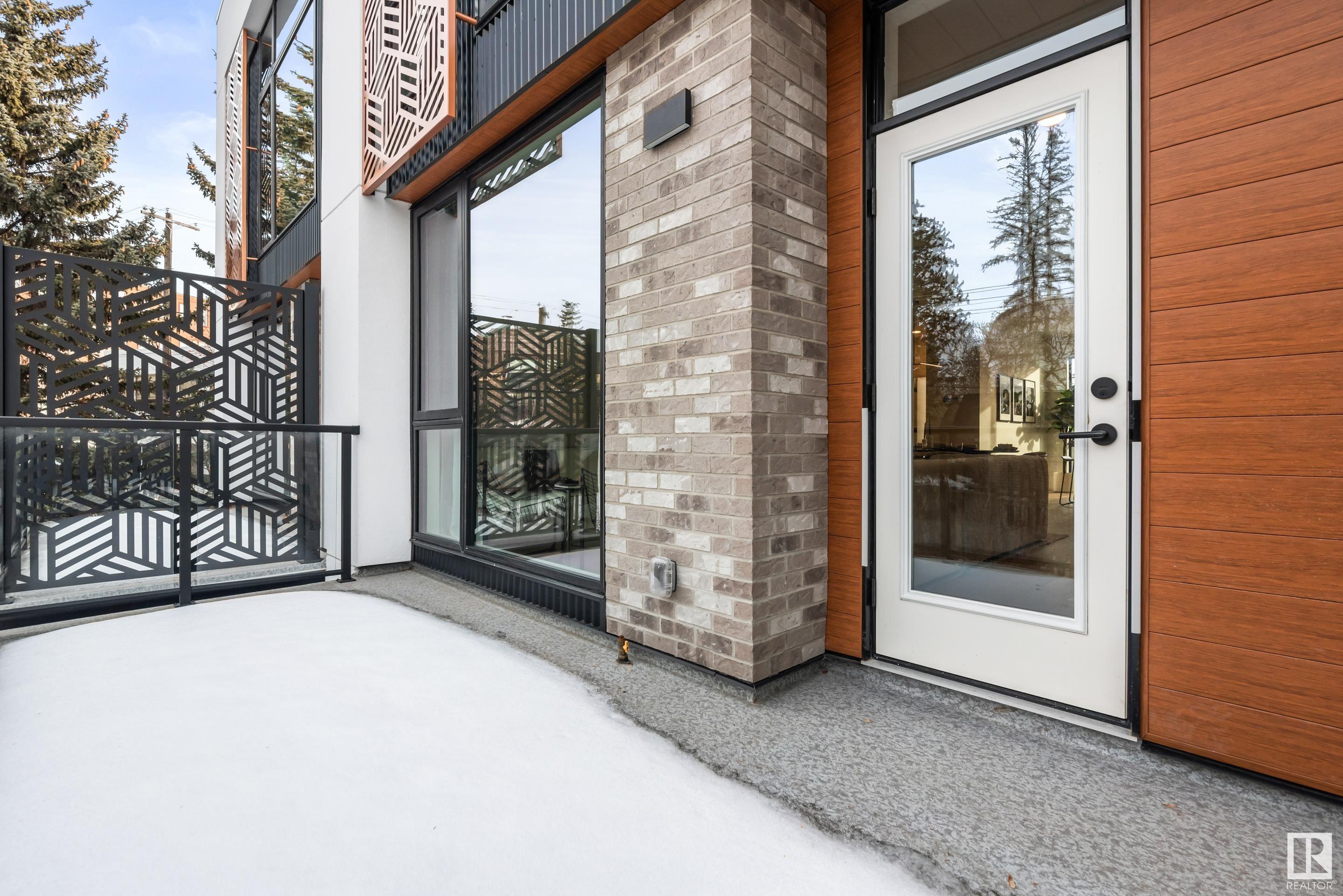      10339 WADHURST RD NW , Edmonton,  ,T5N 1T1 ;  Listing Number: MLS E4405679