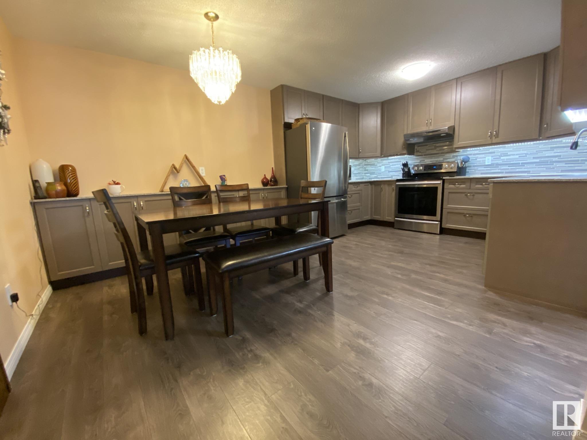      #113 10935 21 AV NW , Edmonton,  ,T6J 6R3 ;  Listing Number: MLS E4407704