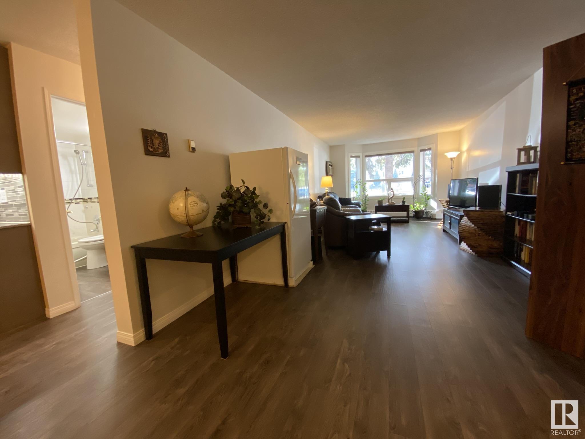      #113 10935 21 AV NW , Edmonton,  ,T6J 6R3 ;  Listing Number: MLS E4407704