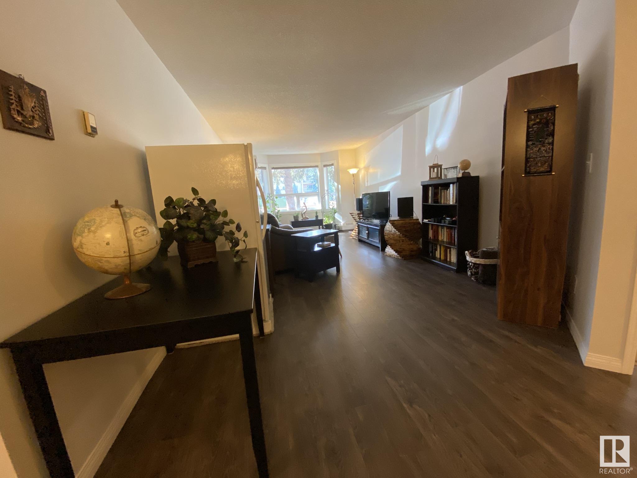      #113 10935 21 AV NW , Edmonton,  ,T6J 6R3 ;  Listing Number: MLS E4407704