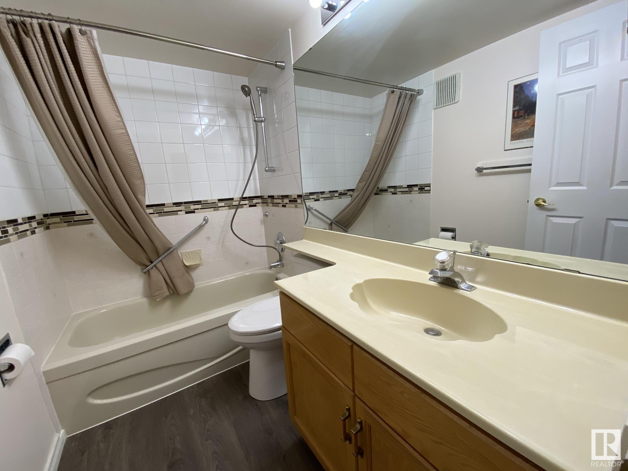      #113 10935 21 AV NW , Edmonton,  ,T6J 6R3 ;  Listing Number: MLS E4407704