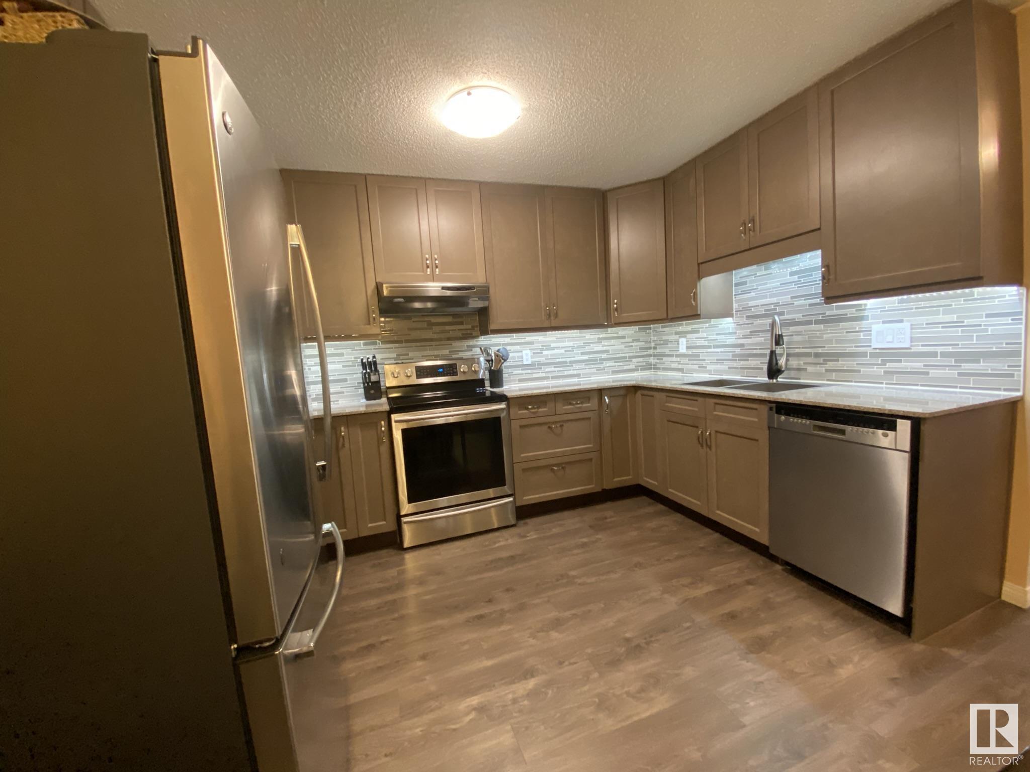      #113 10935 21 AV NW , Edmonton,  ,T6J 6R3 ;  Listing Number: MLS E4407704