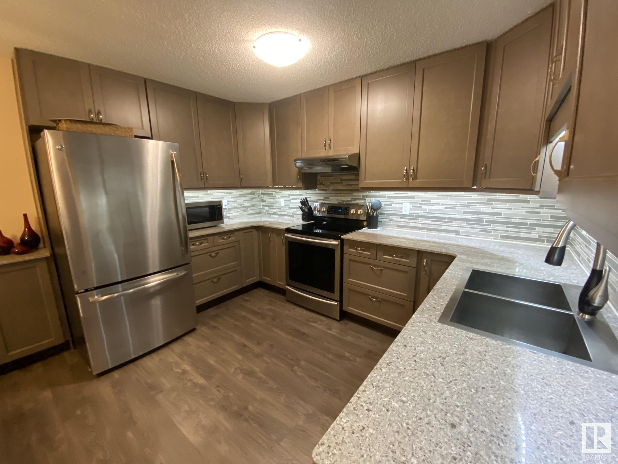      #113 10935 21 AV NW , Edmonton,  ,T6J 6R3 ;  Listing Number: MLS E4407704