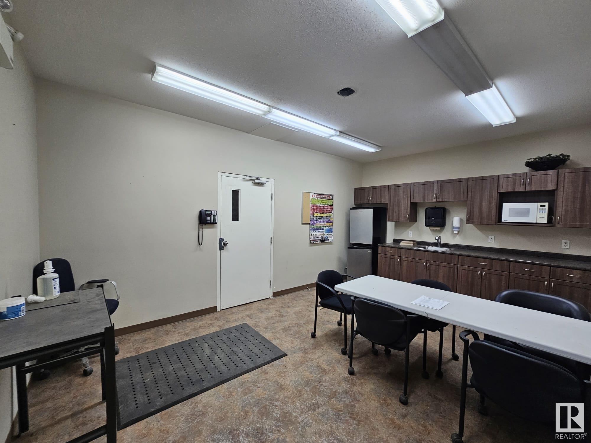      5604 58 AV , Drayton Valley,  ,T7A 0B1 ;  Listing Number: MLS E4408001