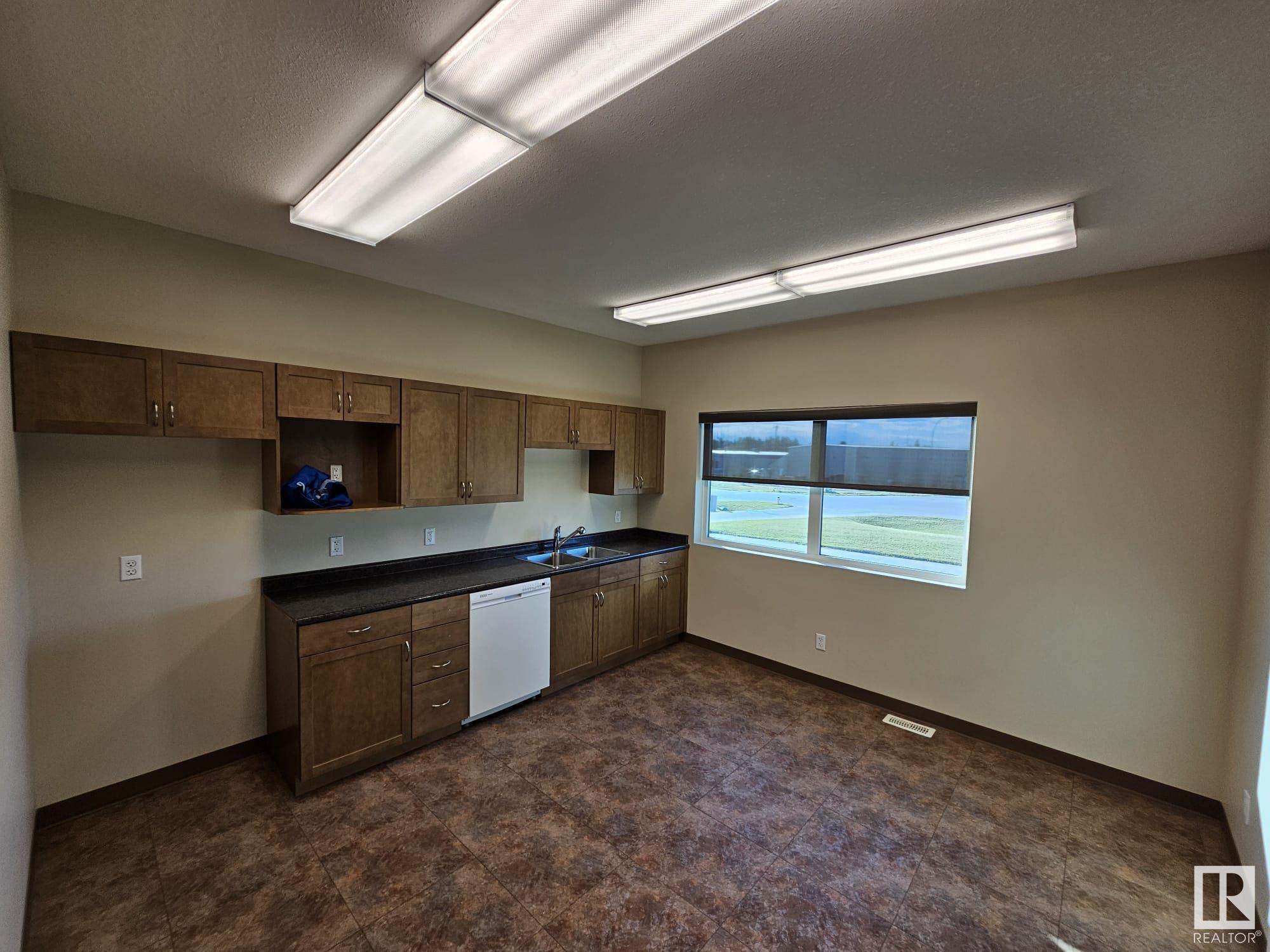      5604 58 AV , Drayton Valley,  ,T7A 0B1 ;  Listing Number: MLS E4408001