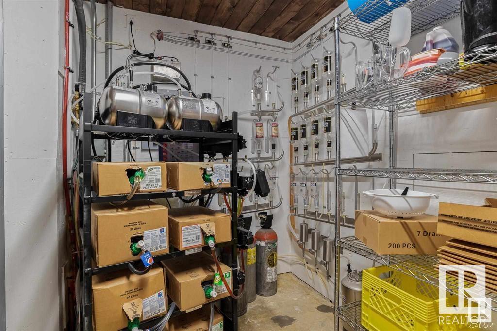      5231B &amp; C 55 ST , Cold Lake,  ,T9M 1W2 ;  Listing Number: MLS E4408164