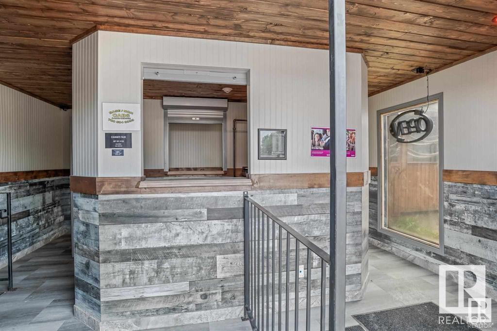      5231B &amp; C 55 ST , Cold Lake,  ,T9M 1W2 ;  Listing Number: MLS E4408164