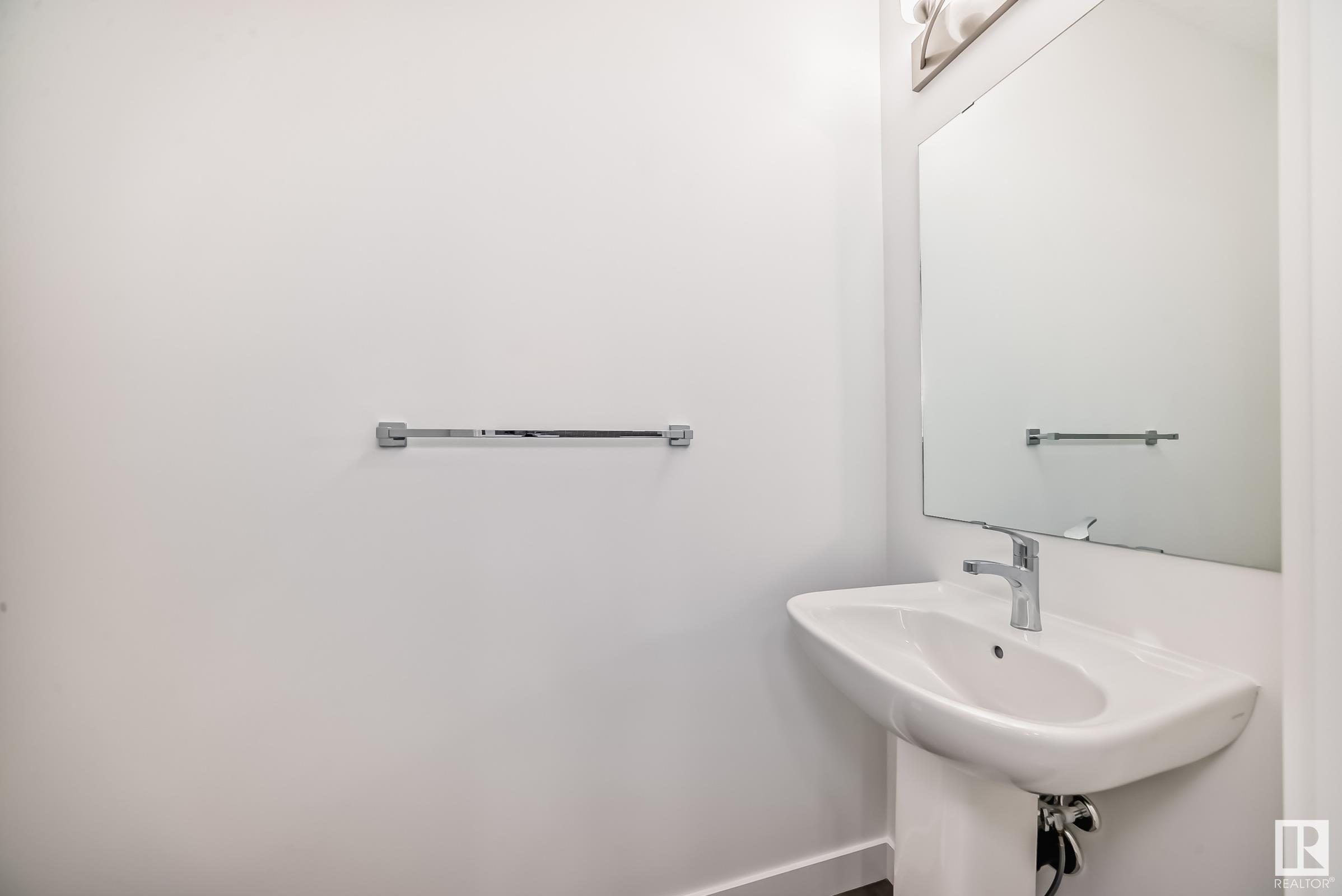     440 29 ST SW , Edmonton,  ,T6X 3E7 ;  Listing Number: MLS E4408295