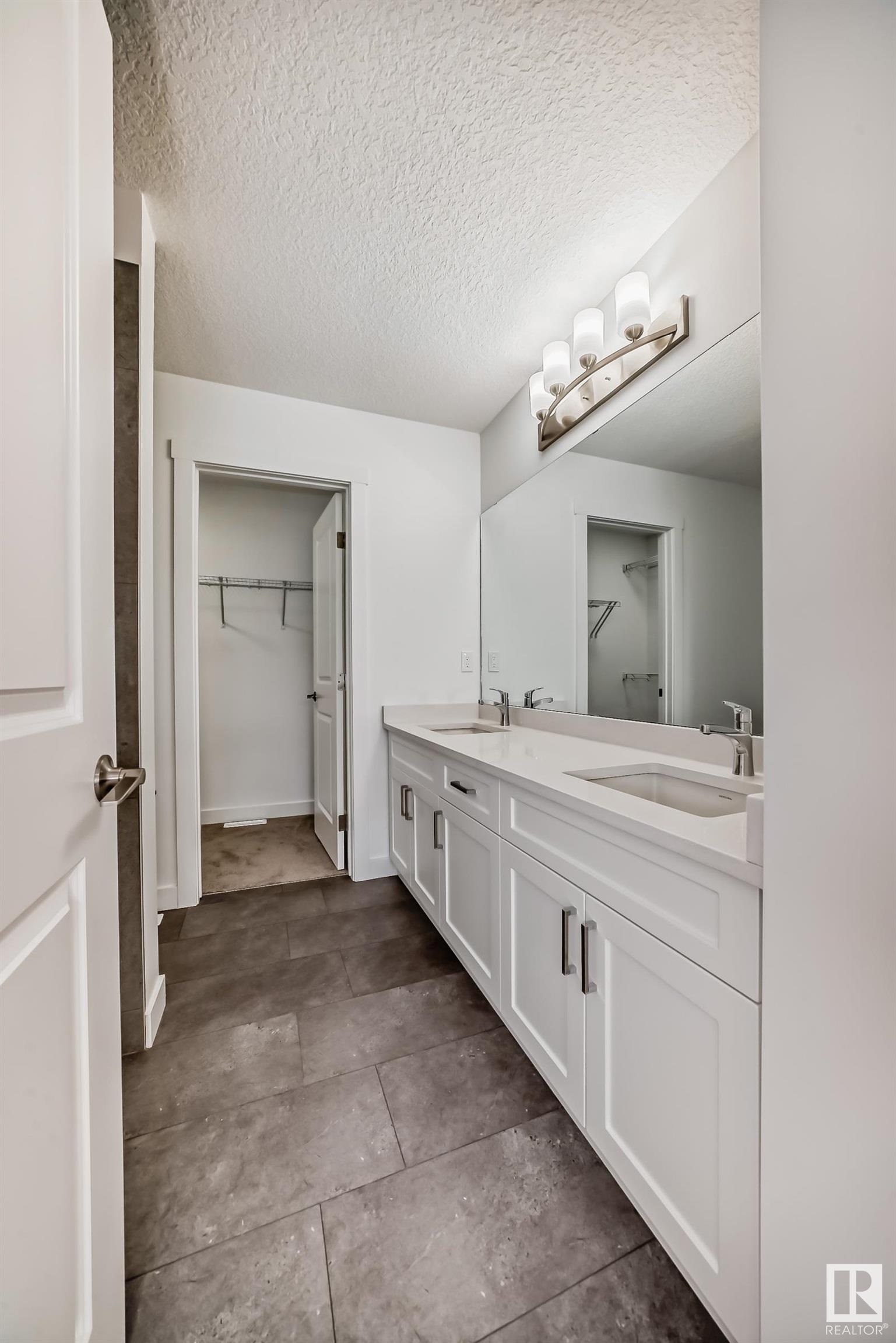      440 29 ST SW , Edmonton,  ,T6X 3E7 ;  Listing Number: MLS E4408295